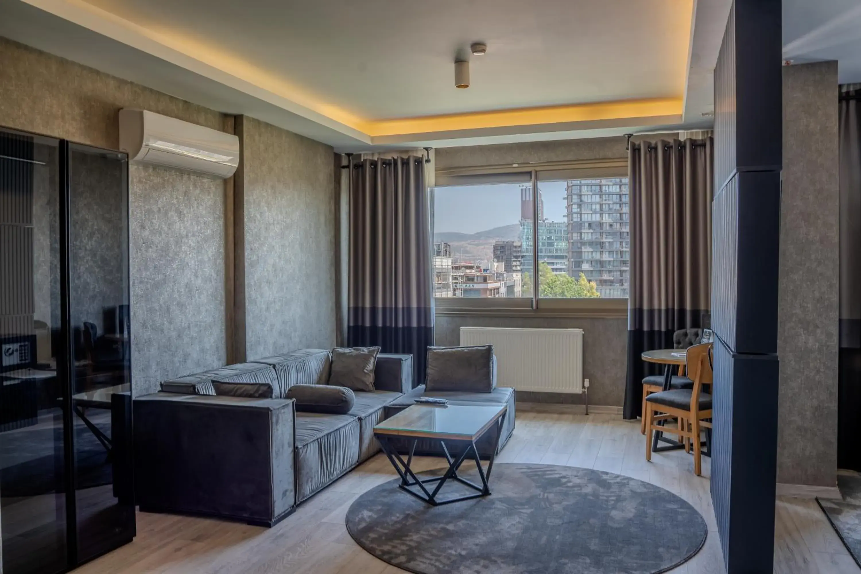 Superior Double Room in Marlen Hotel Bayraklı Superior Double Room in Marlen Hotel Bayraklı