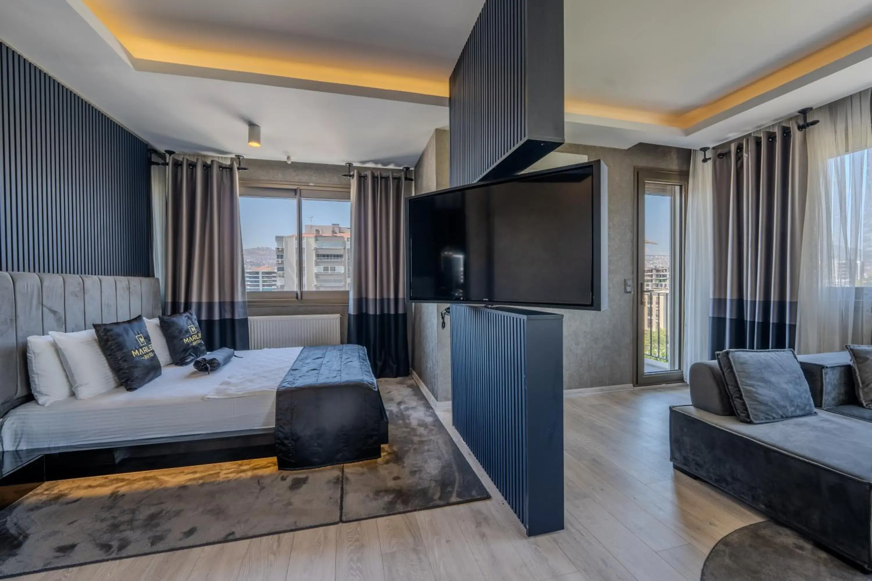 Suite - single occupancy in Marlen Hotel Bayraklı Suite - single occupancy in Marlen Hotel Bayraklı