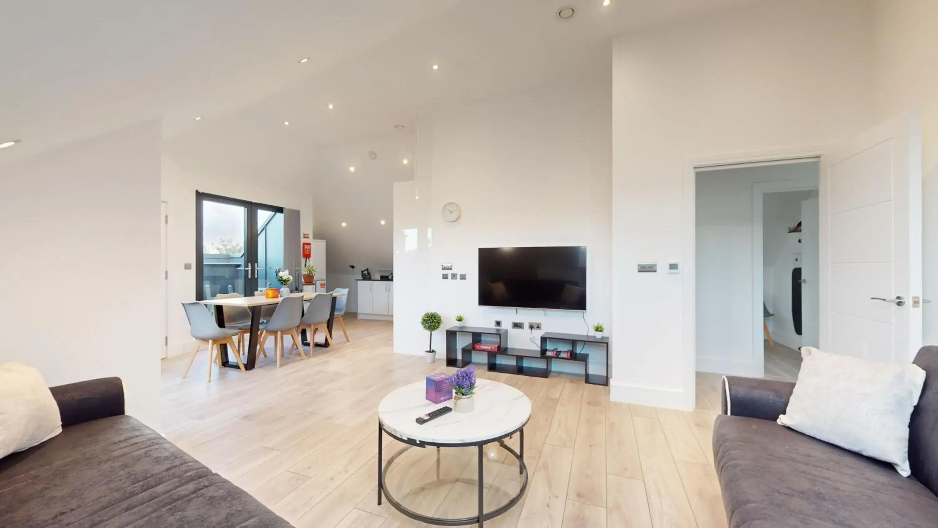 Penthouse Style Apartment Penthouse Style Apartment