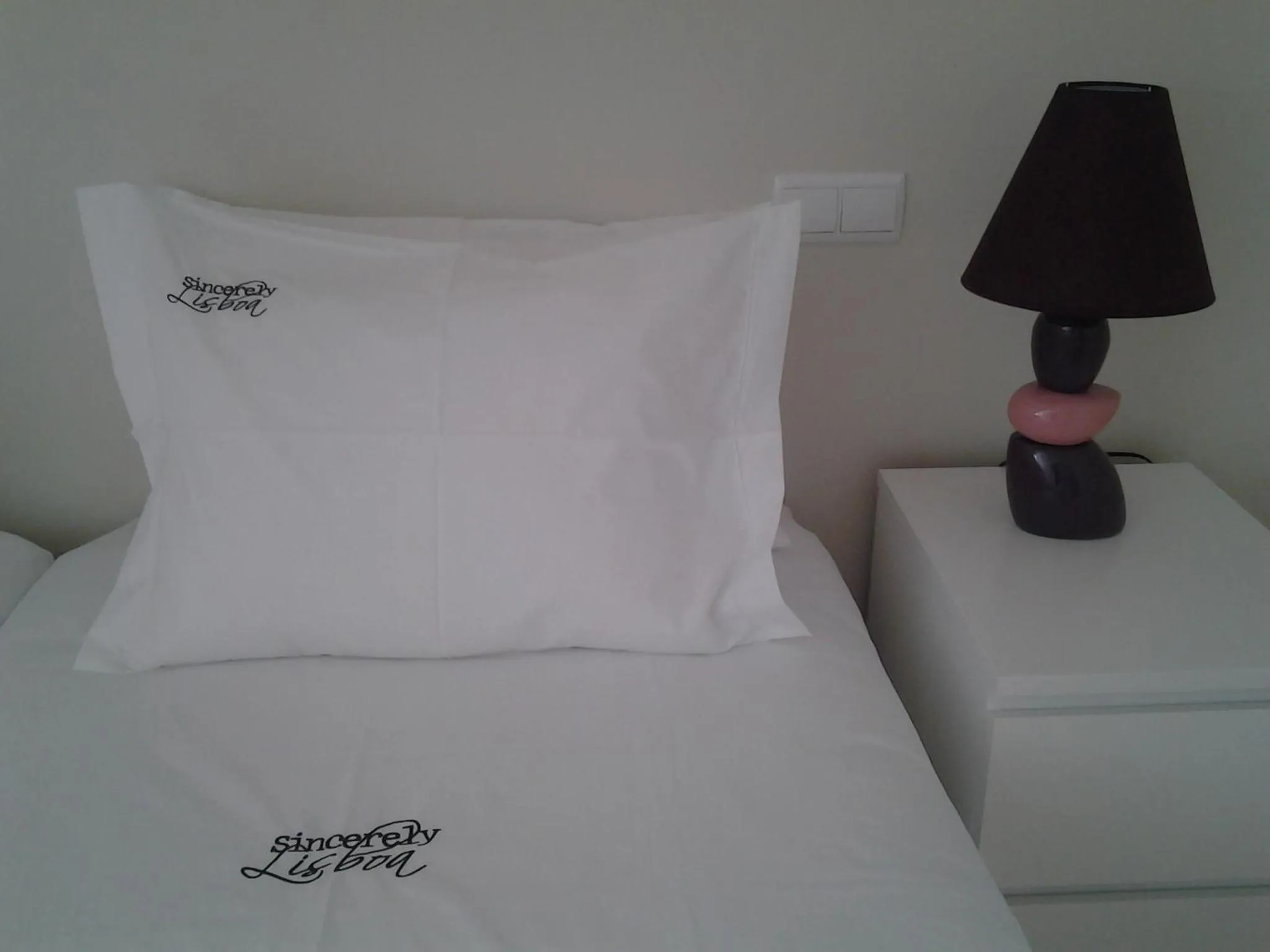 Bed in Sincerely Lisboa