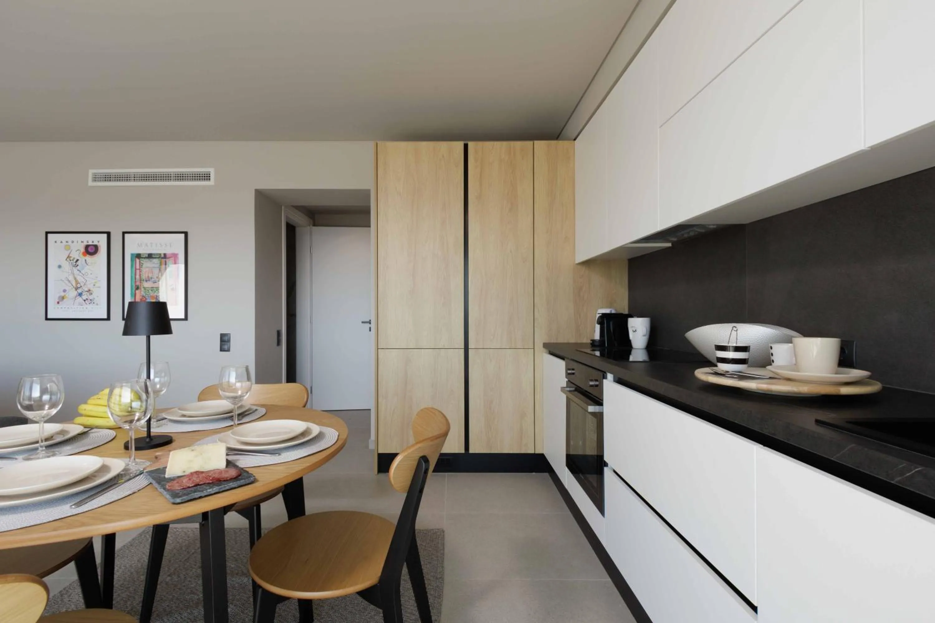 Kitchen or kitchenette in Sunshine Suite by Athens Riviera Suites
