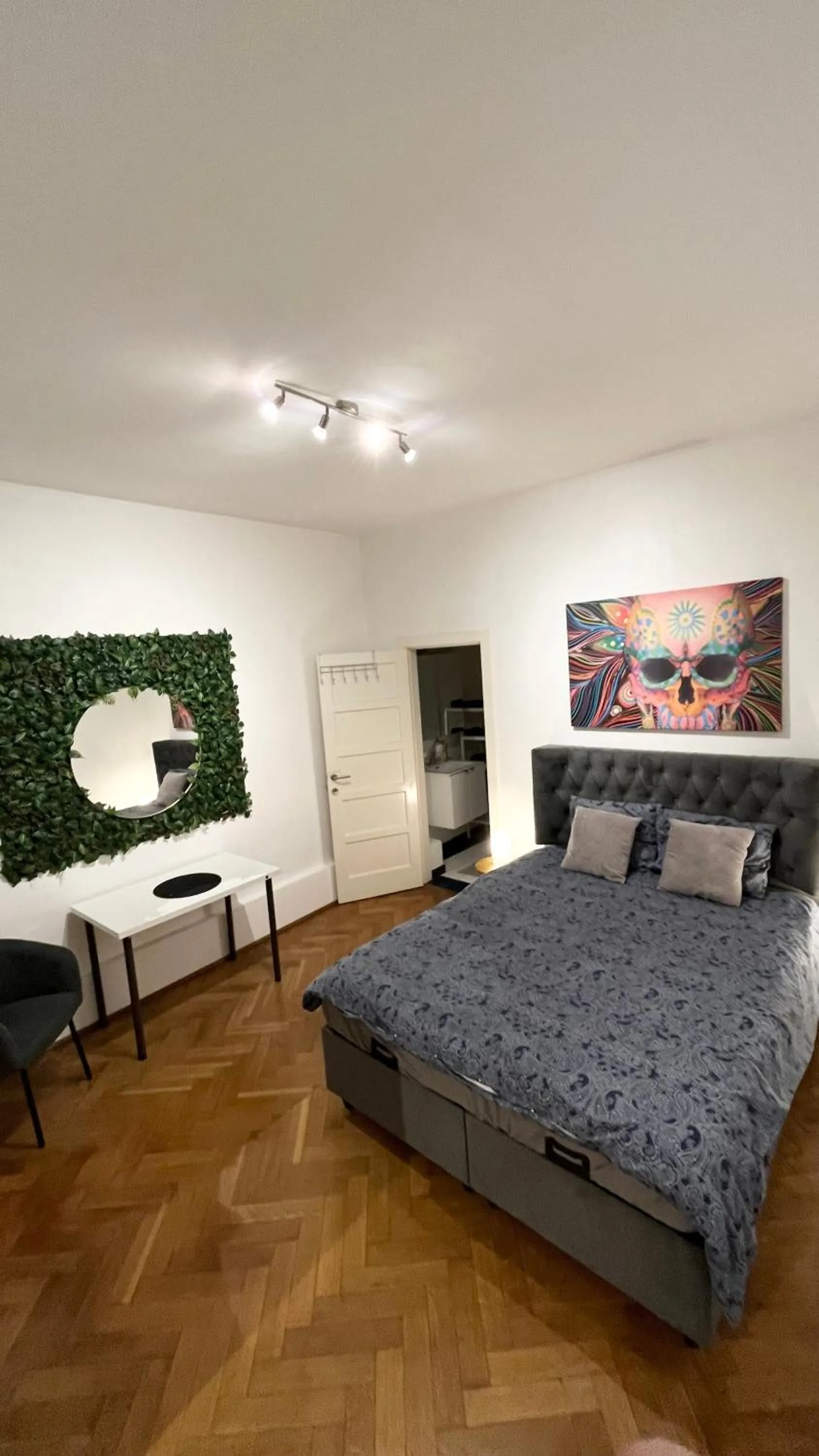 Bed in Amazing flat-Center of Brussels