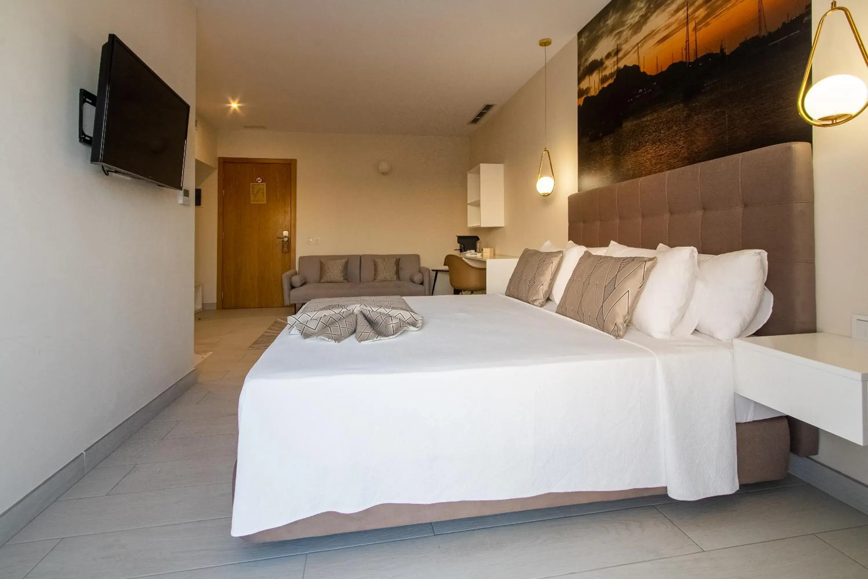 VIP, Bed in Ouril Mindelo VIP, Bed in Ouril Mindelo