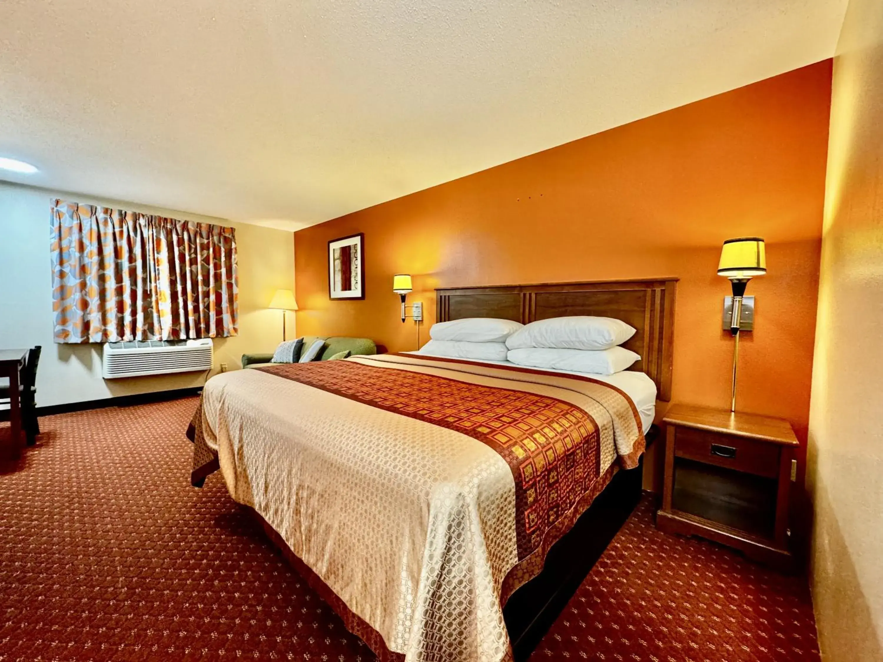 Bed in Sibley Inn Bed in Sibley Inn