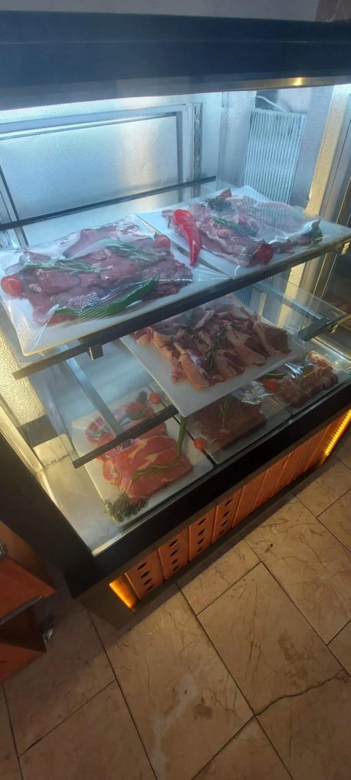 Restaurant/places to eat in Blue Port Hotel