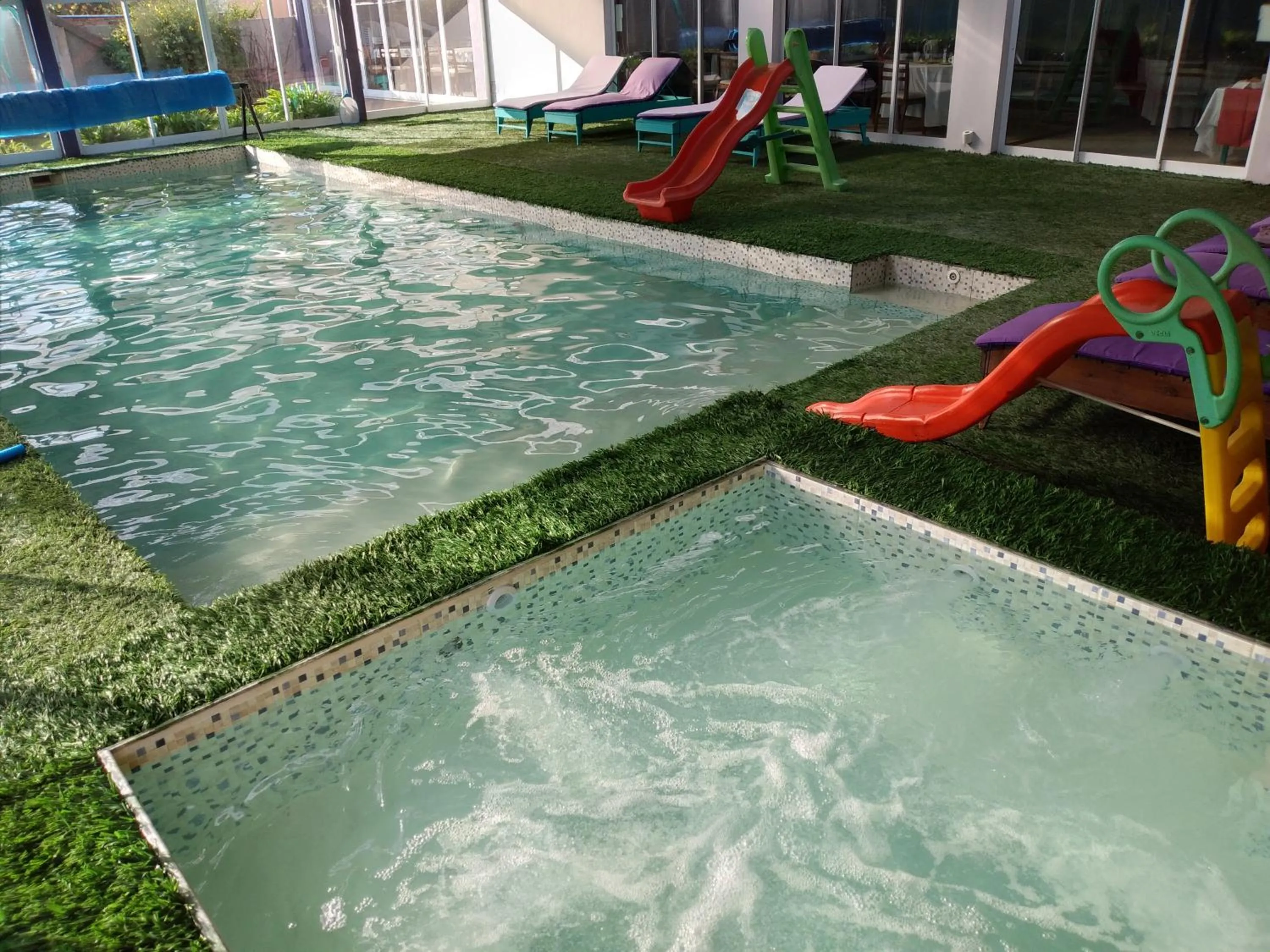 Swimming pool in Ak´Para