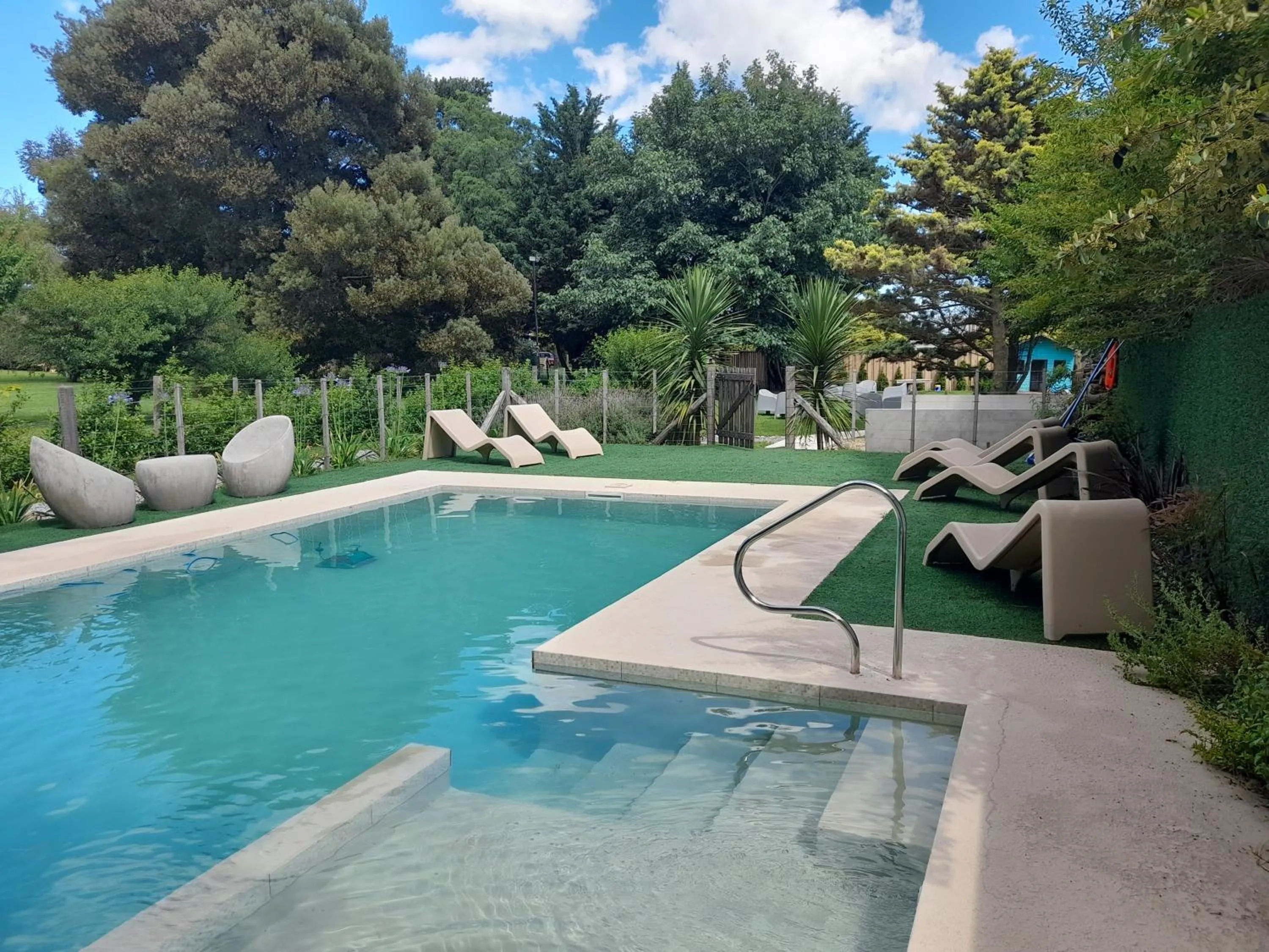 Swimming pool in Ak´Para