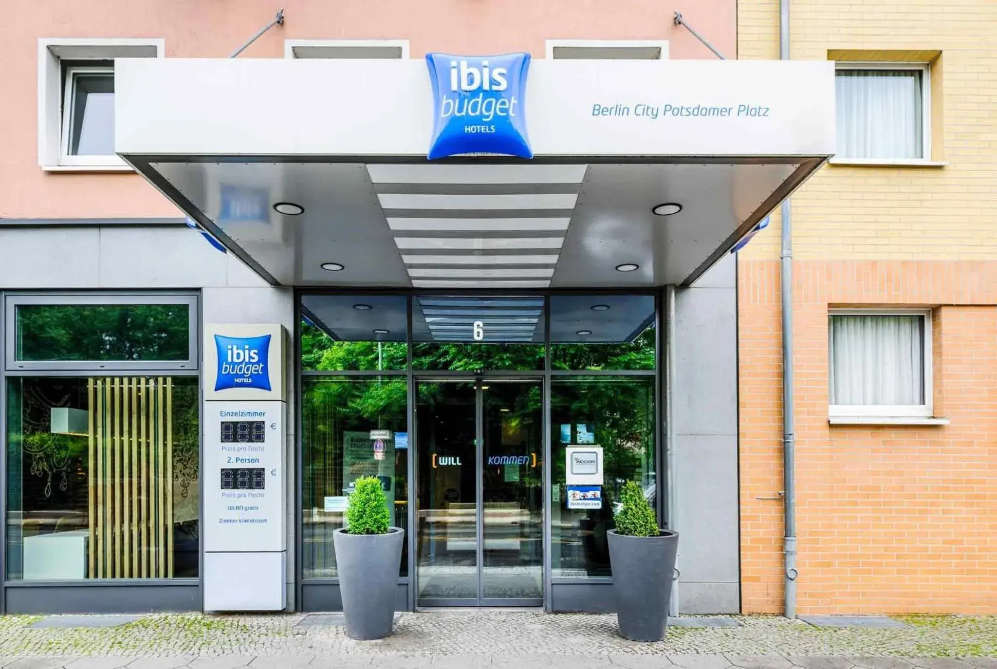 Property building in Ibis budget Berlin Potsdamer Platz Property building in Ibis budget Berlin Potsdamer Platz