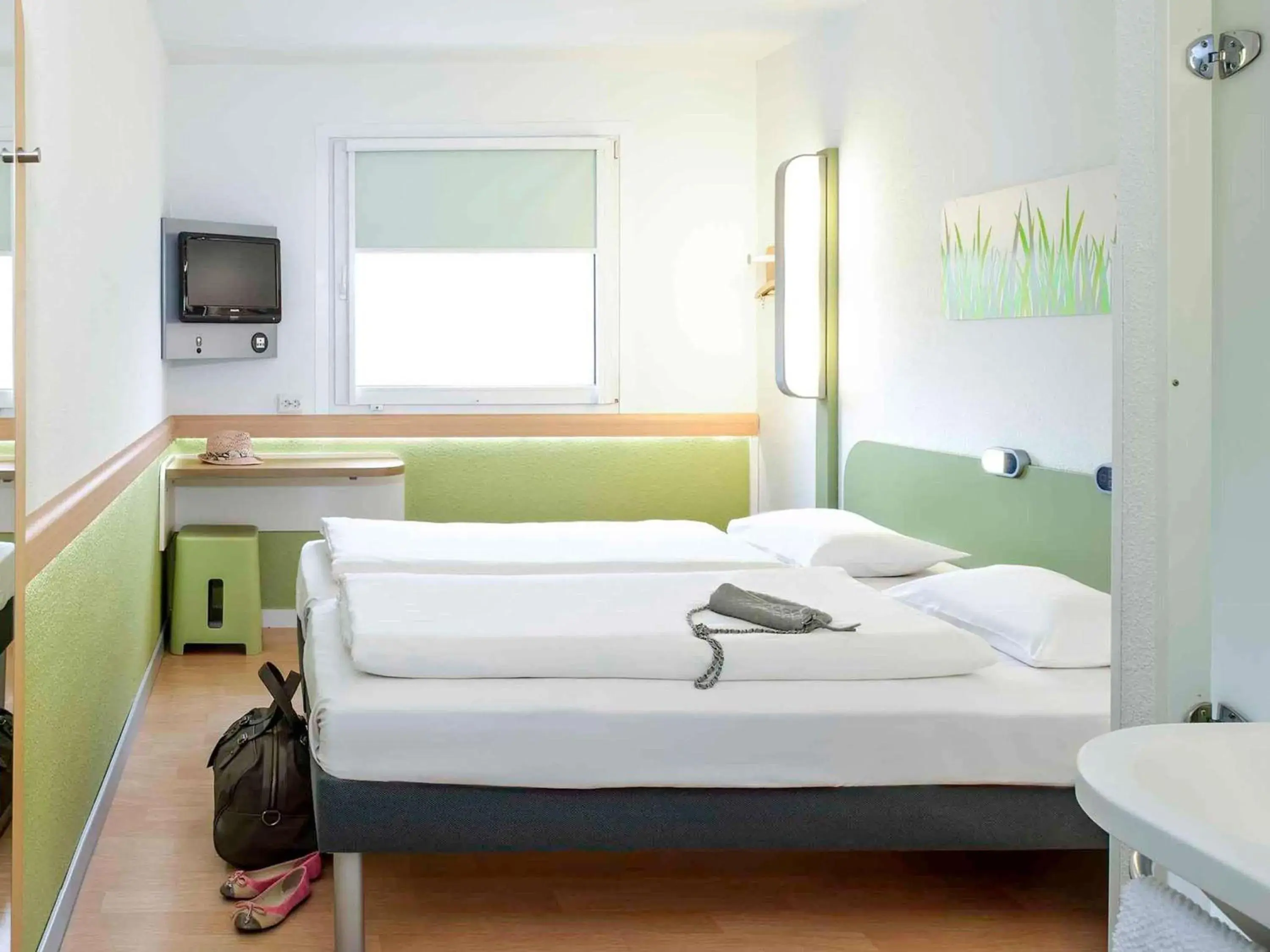 Twin Room in Ibis budget Berlin Potsdamer Platz Twin Room in Ibis budget Berlin Potsdamer Platz