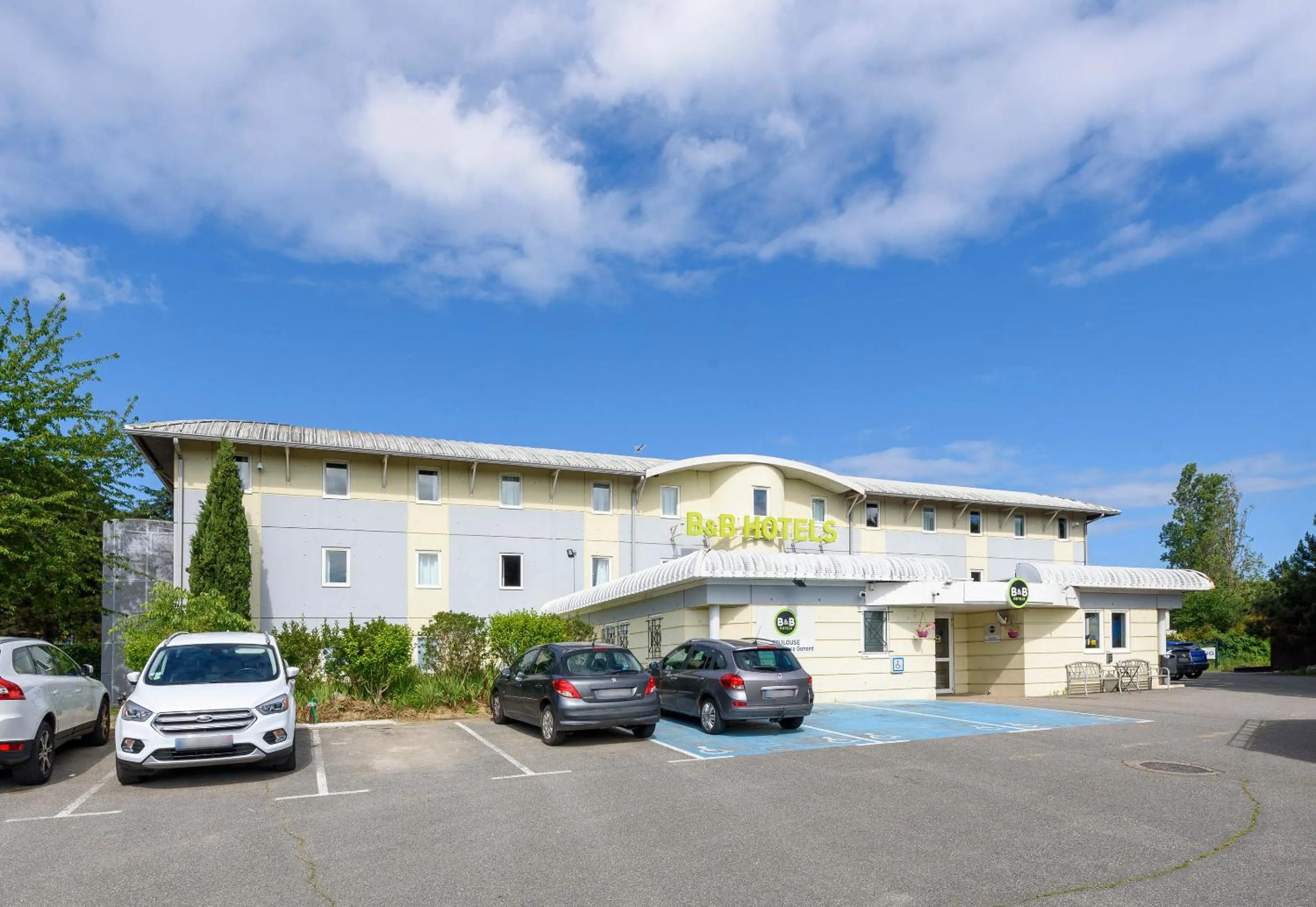 Property building in B&B HOTEL Toulouse Cité de l'Espace Gonord