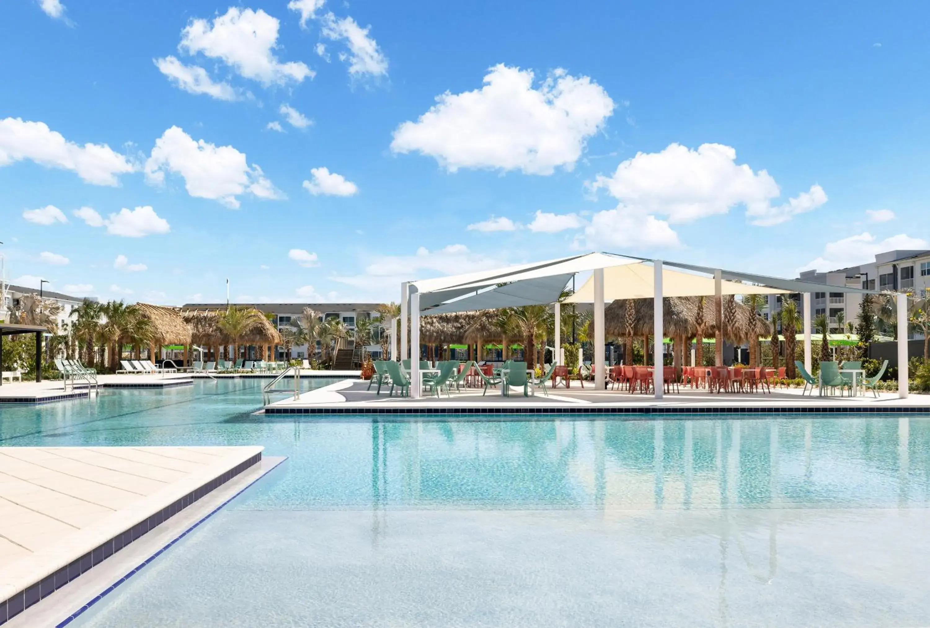 Swimming pool in Villatel Orlando Resort Swimming pool in Villatel Orlando Resort