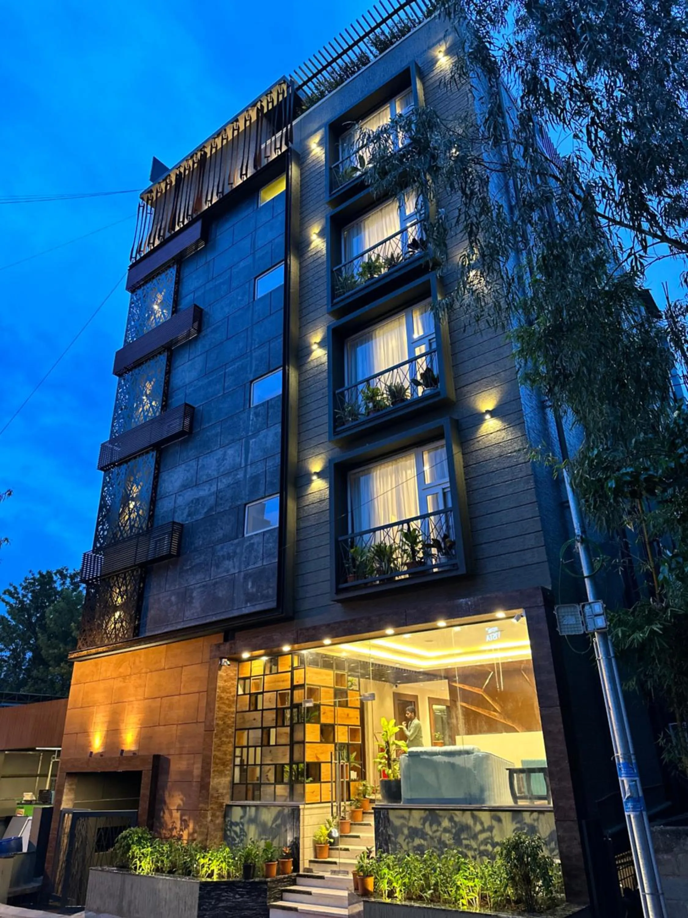 Property building in ROYAL ACE LUXUR