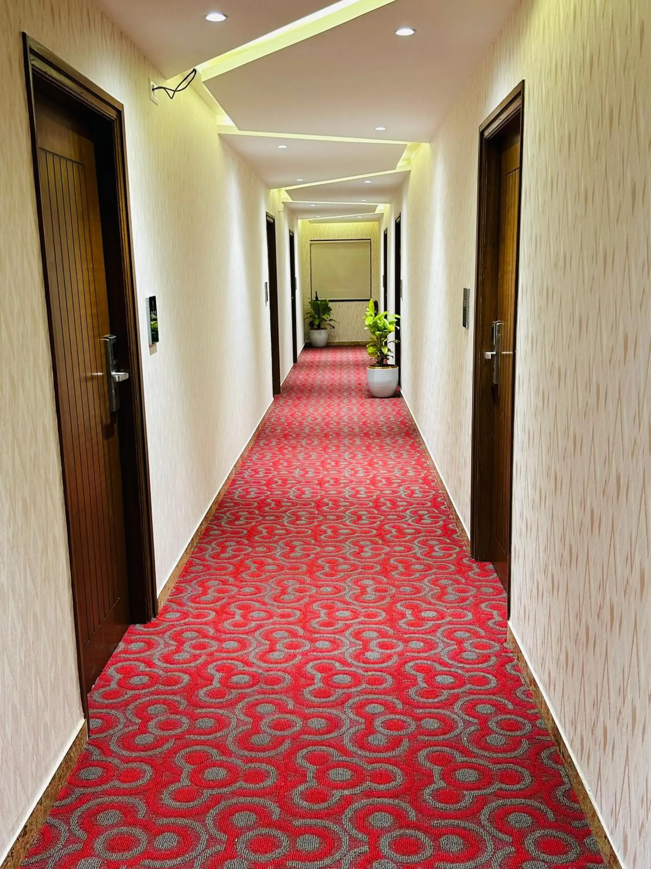 Property building in ROYAL ACE LUXUR Property building in ROYAL ACE LUXUR