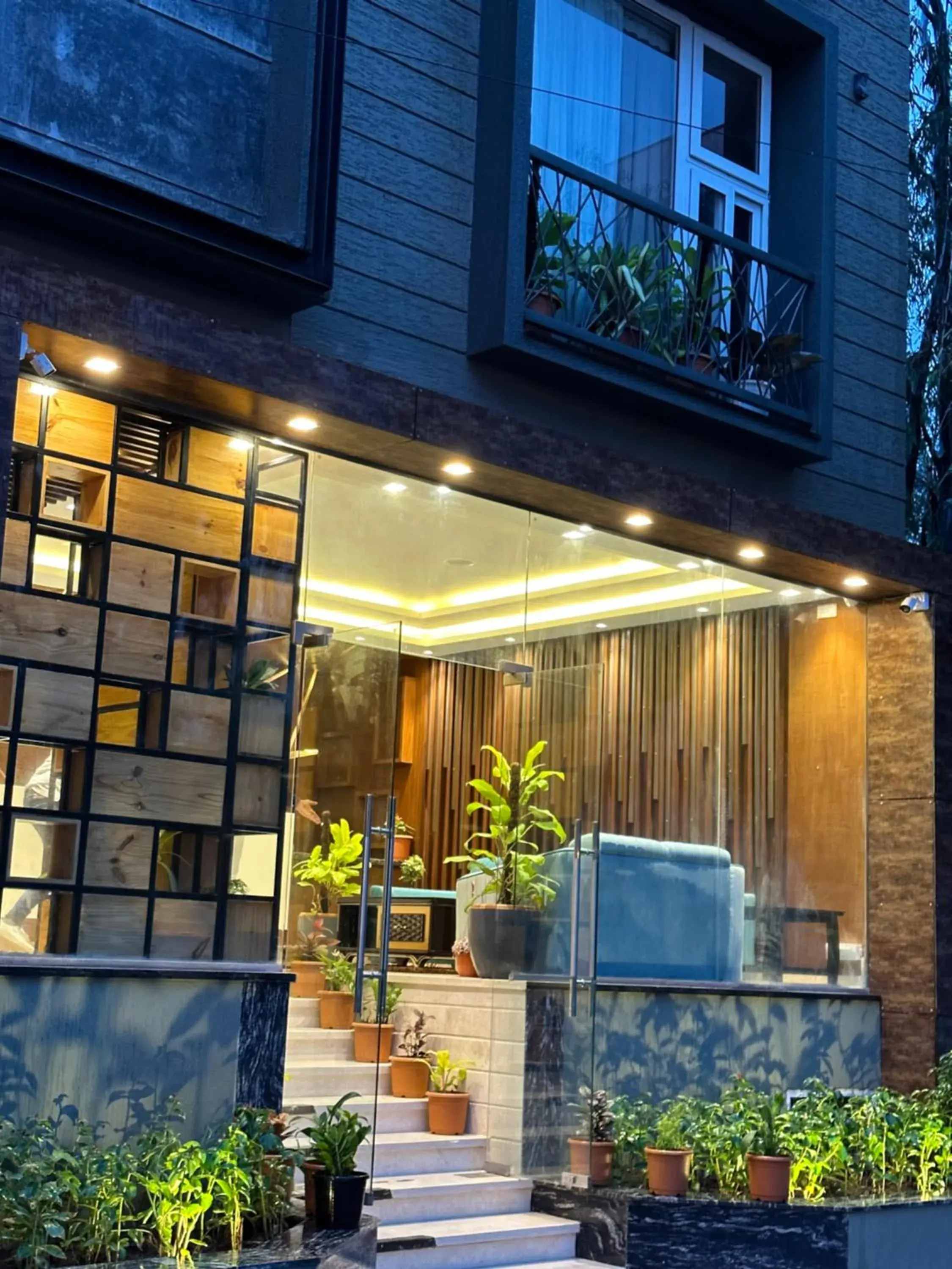 Property building in ROYAL ACE LUXUR Property building in ROYAL ACE LUXUR