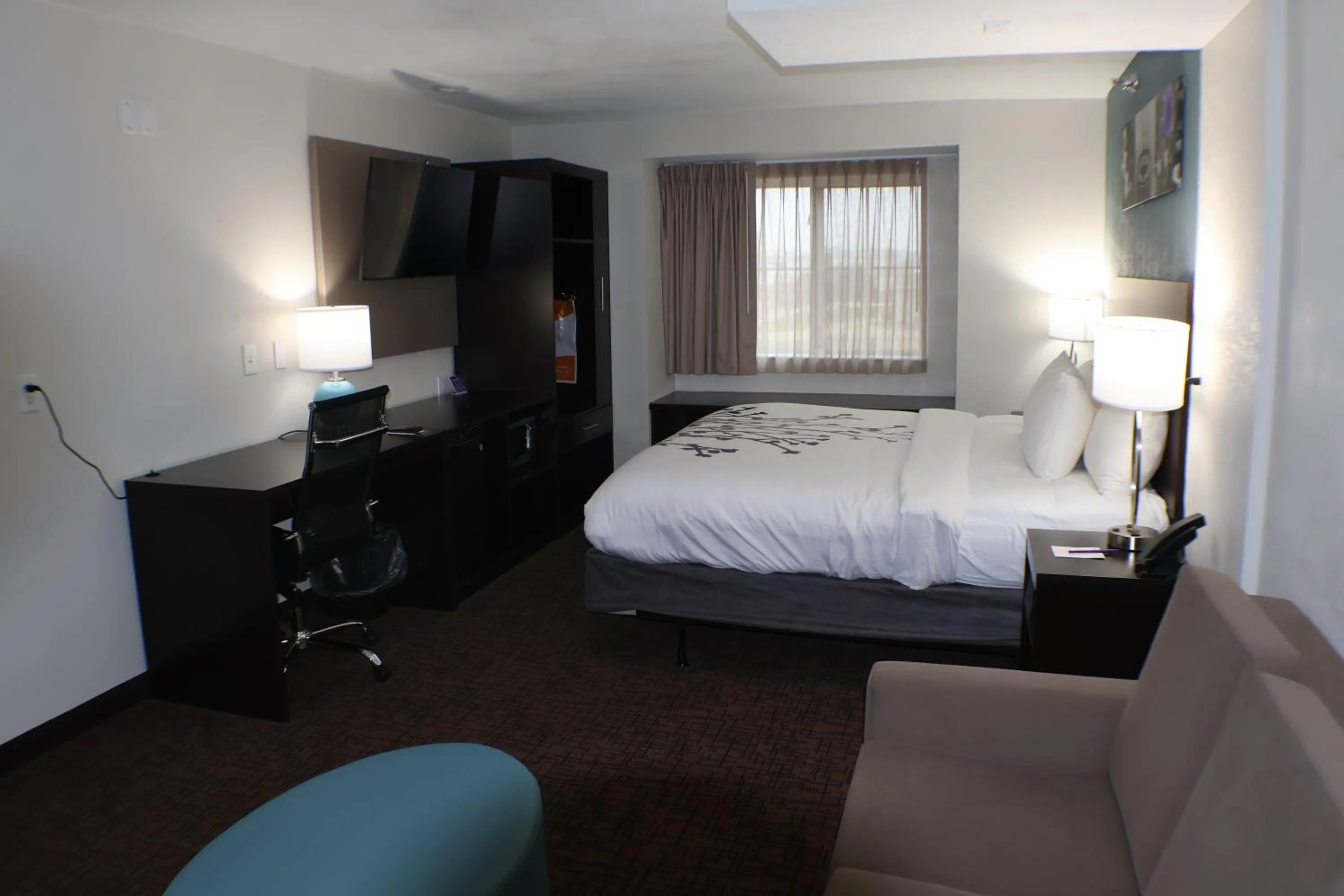 Bed in Sleep Inn Marion - Cedar Rapids