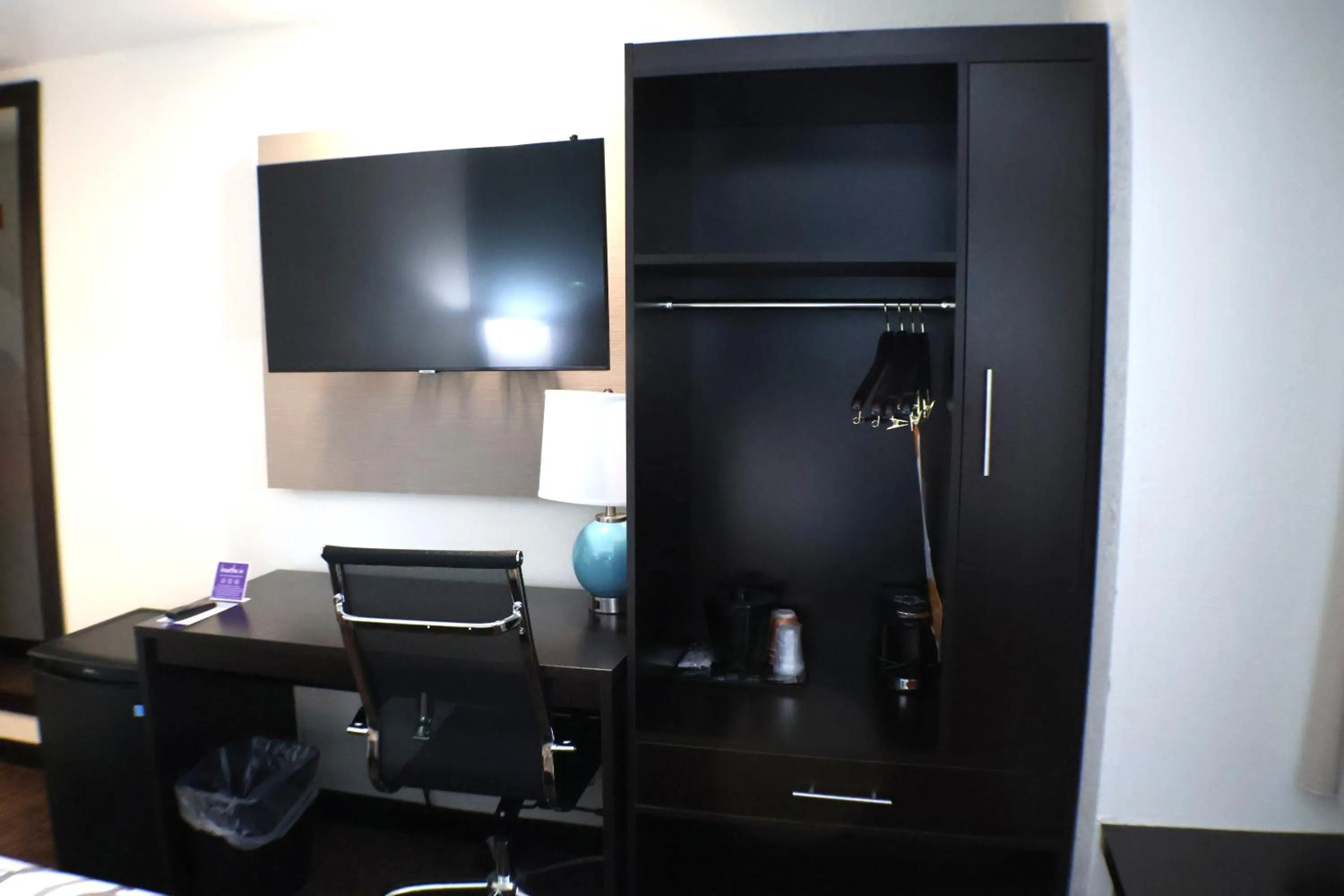 Guests in Sleep Inn Marion - Cedar Rapids