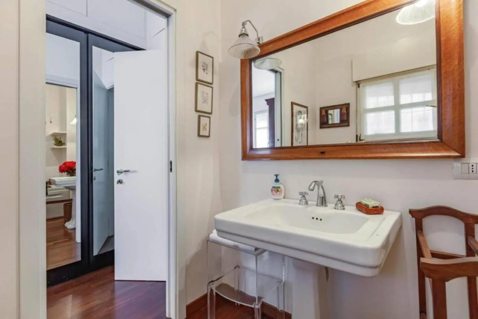 Shower in Noisette Casa con giardino
