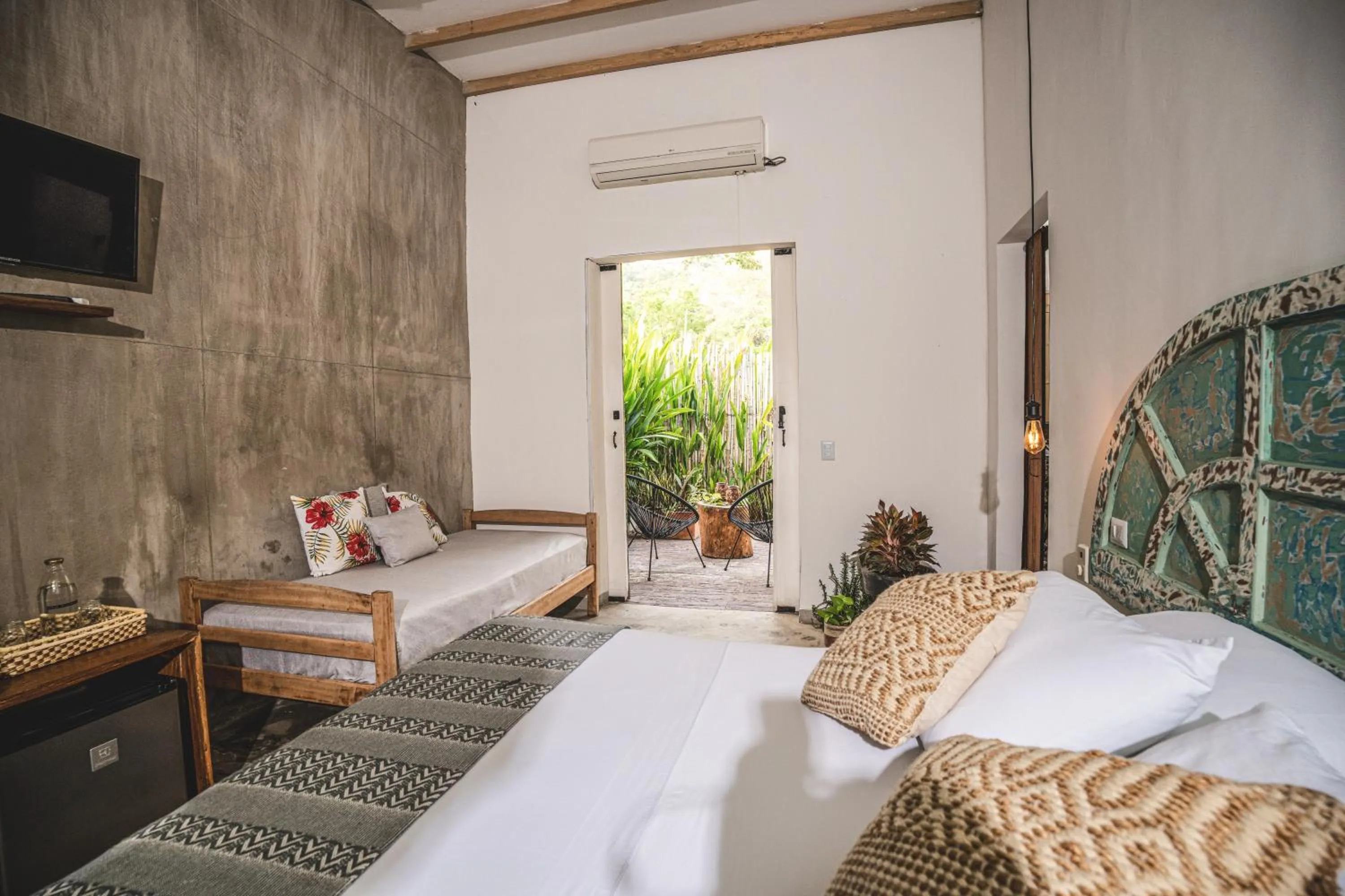 Photo of the whole room, Bed in Waka Hotel Rural