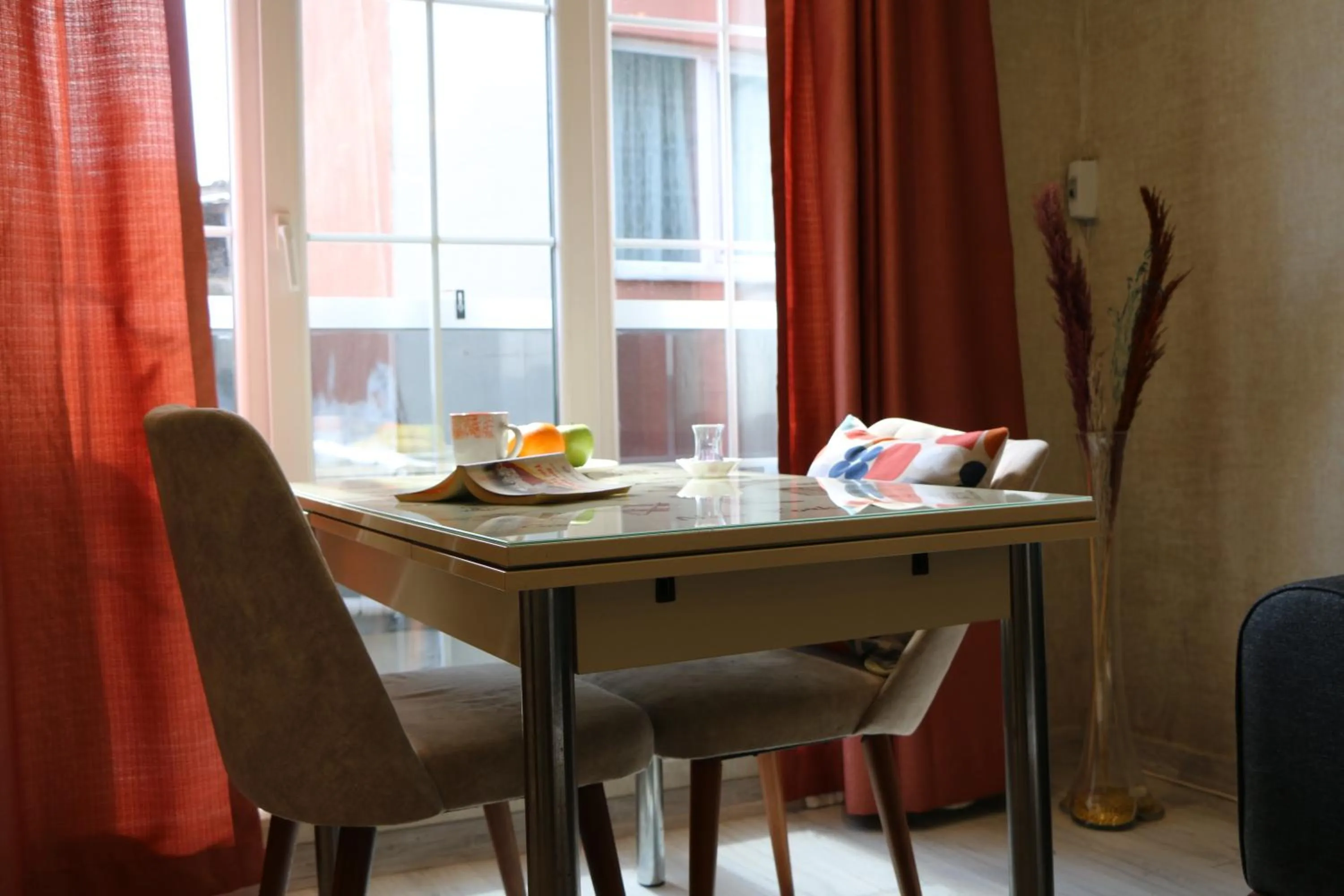 Living room in THE MOST HOTEL