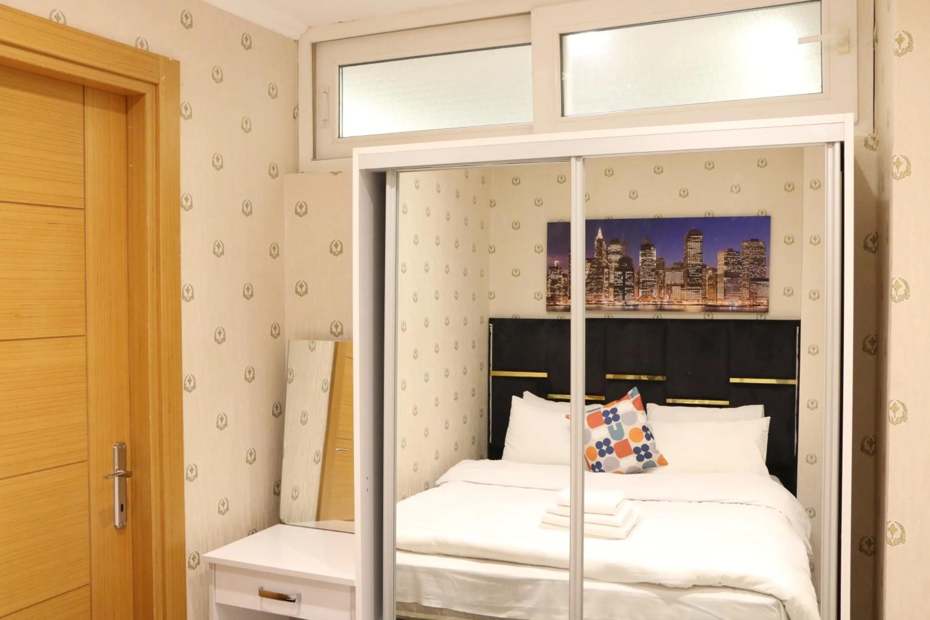 Photo of the whole room in THE MOST HOTEL