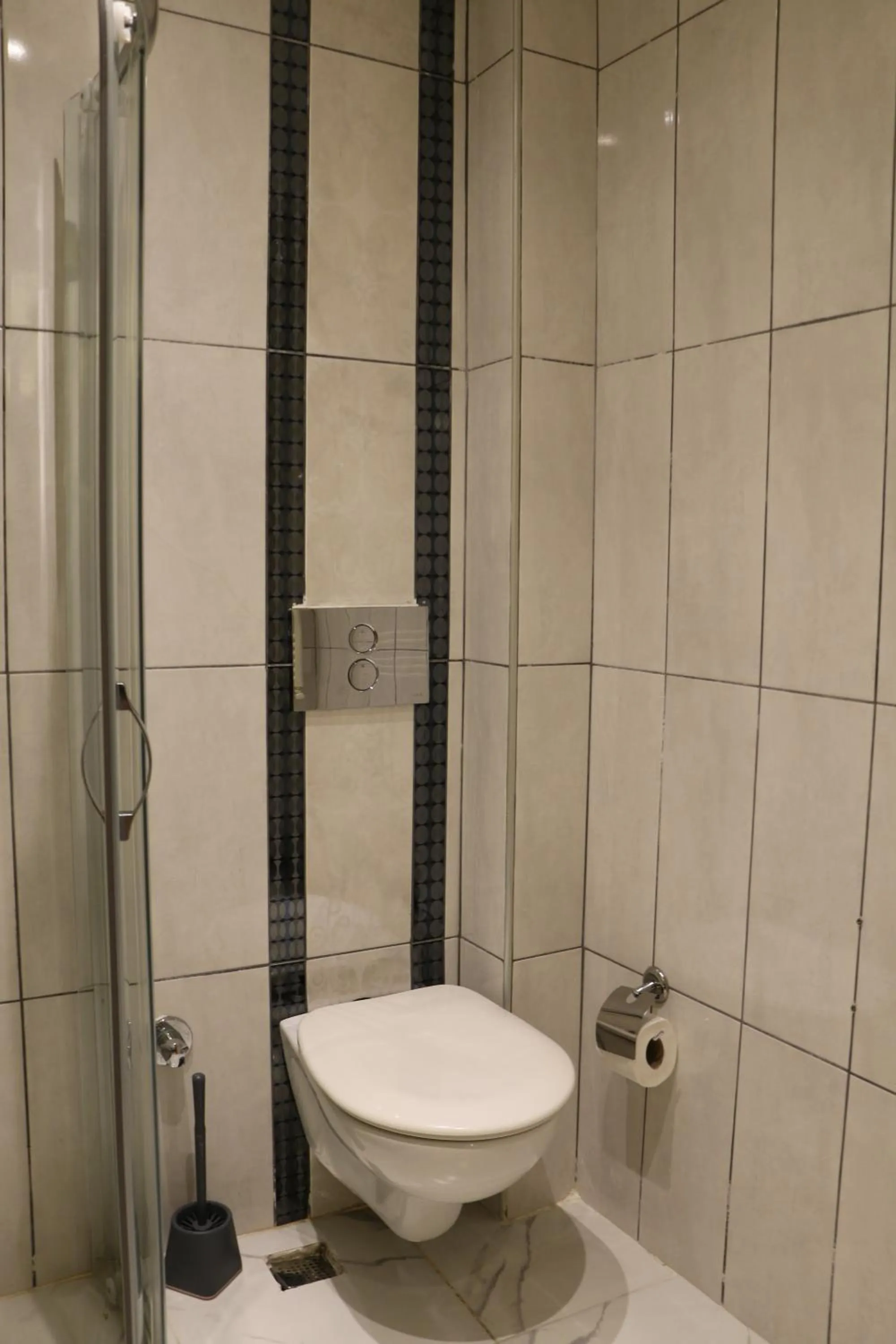 Shower in THE MOST HOTEL