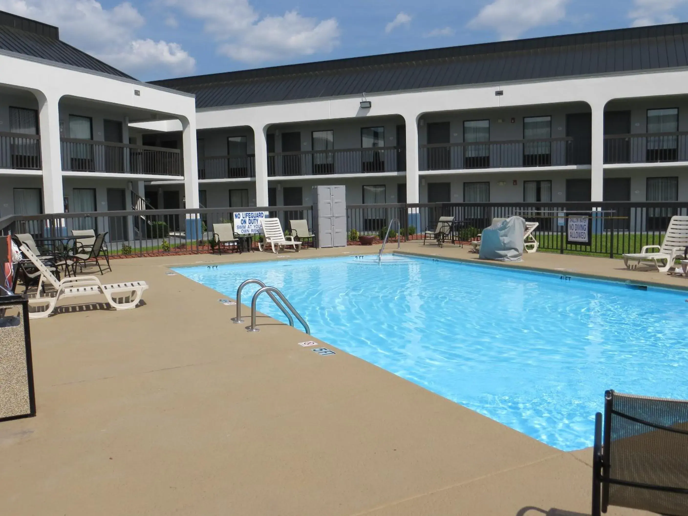 Day, Swimming Pool in Baymont Inn & Suites by Wyndham Florence