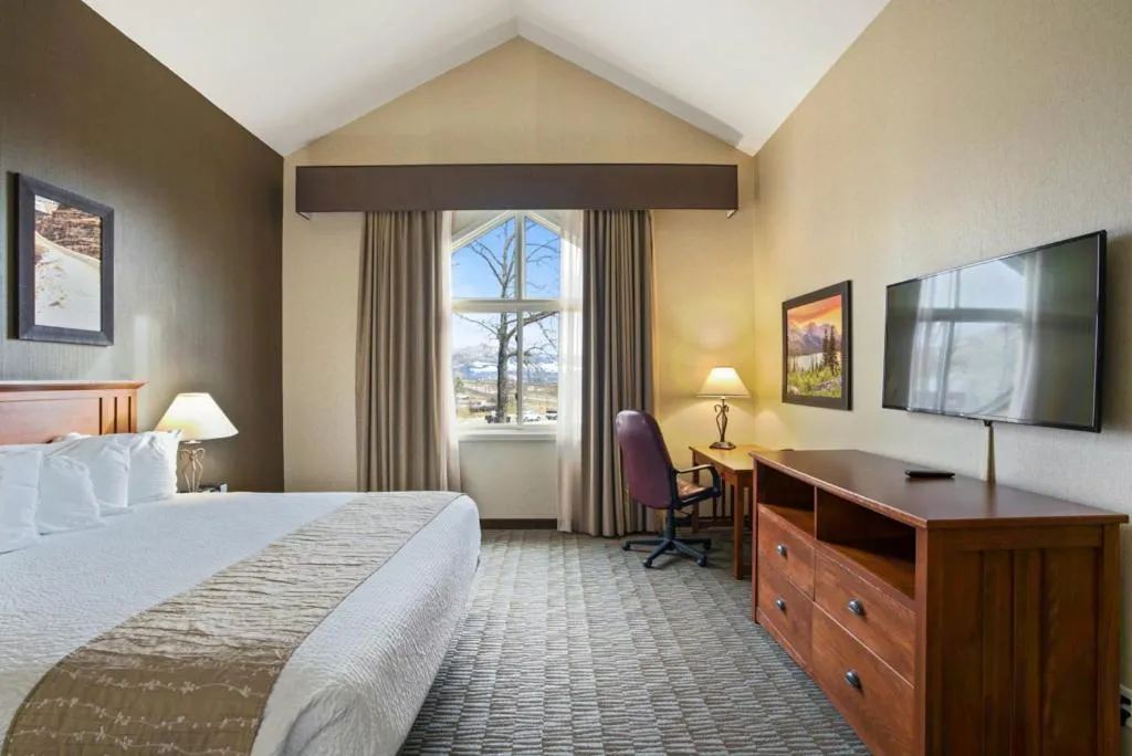 Bed in C'mon Inn Missoula