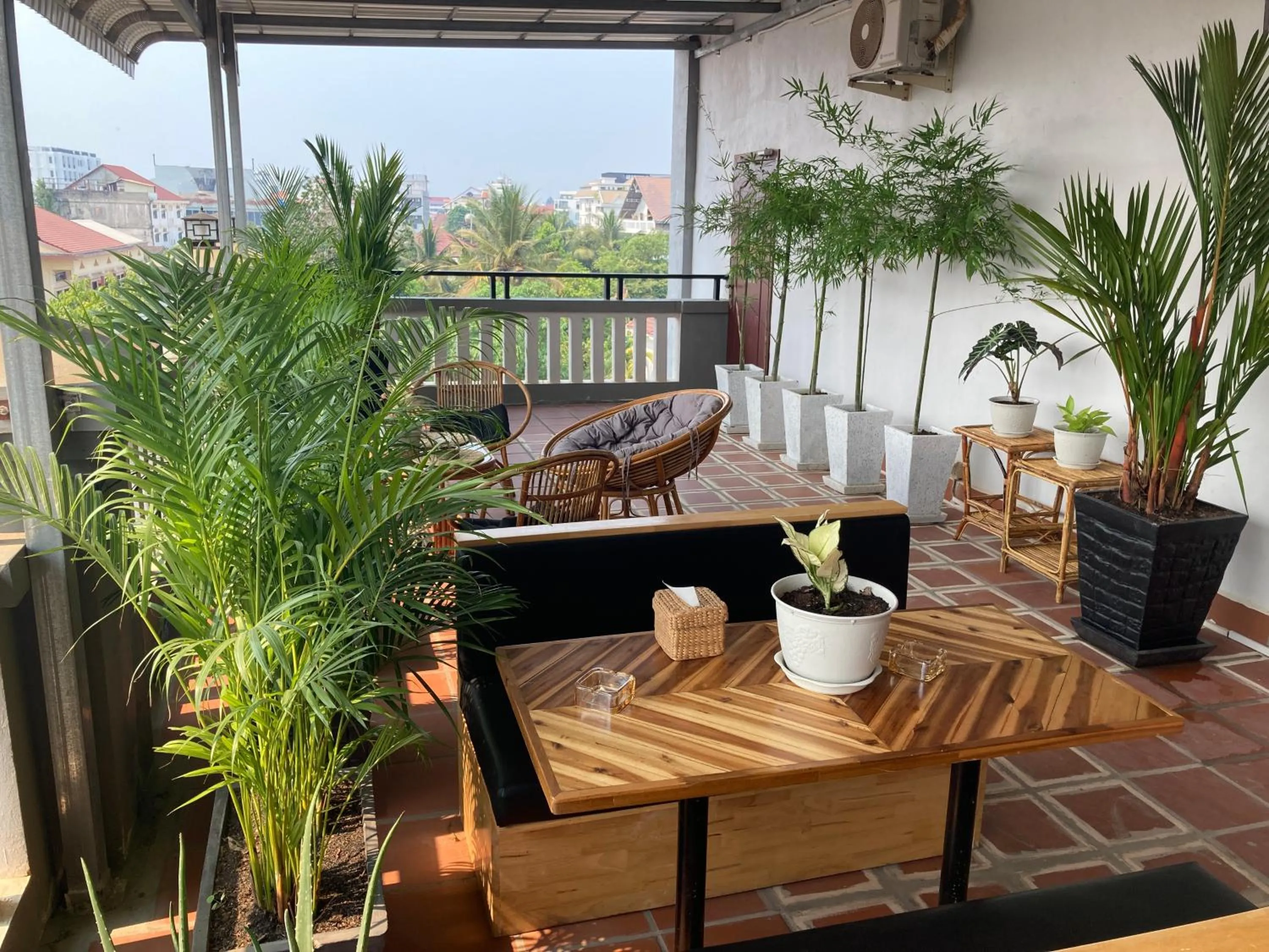 Communal lounge/ TV room in Lotus Haven Villa