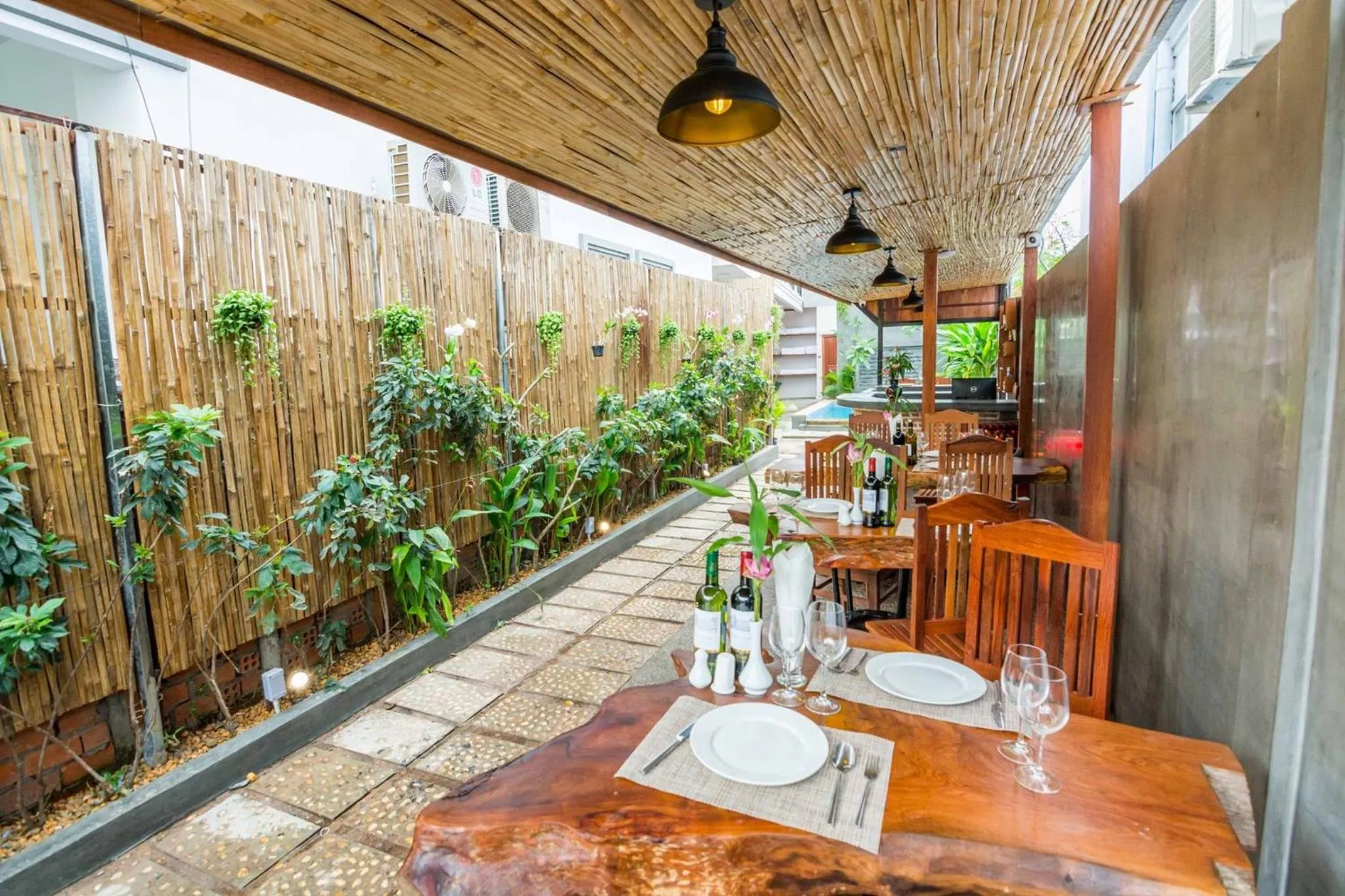 Restaurant/places to eat in Lotus Haven Villa