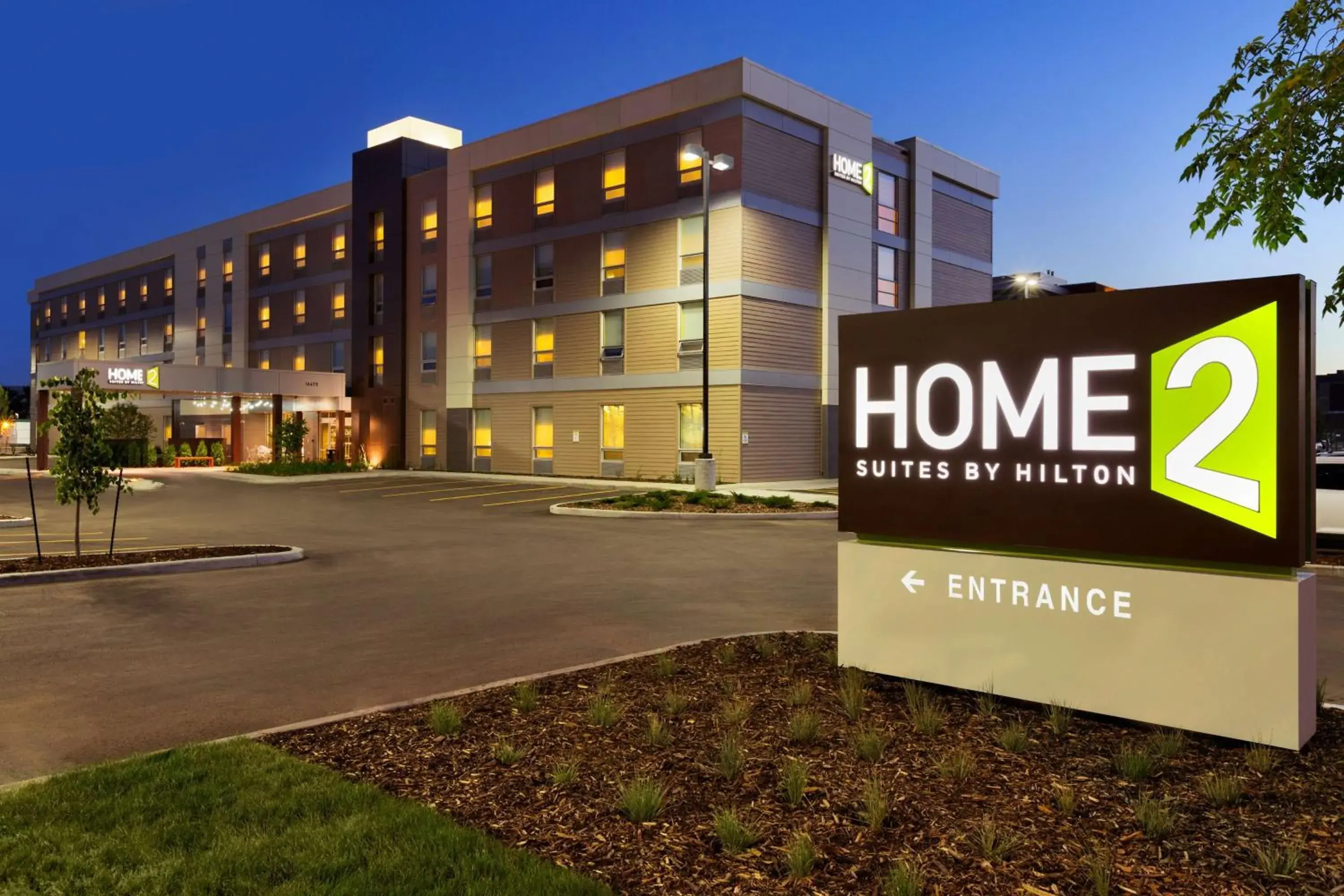 Property building in Home2 Suites by Hilton West Edmonton Property building in Home2 Suites by Hilton West Edmonton