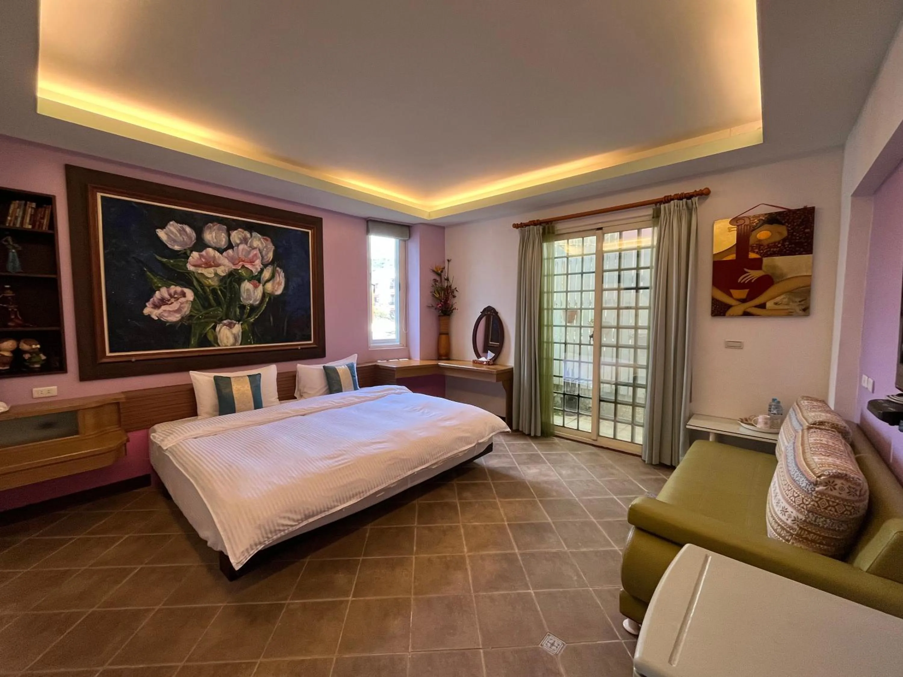 Photo of the whole room, Bed in Xing Yu Inn