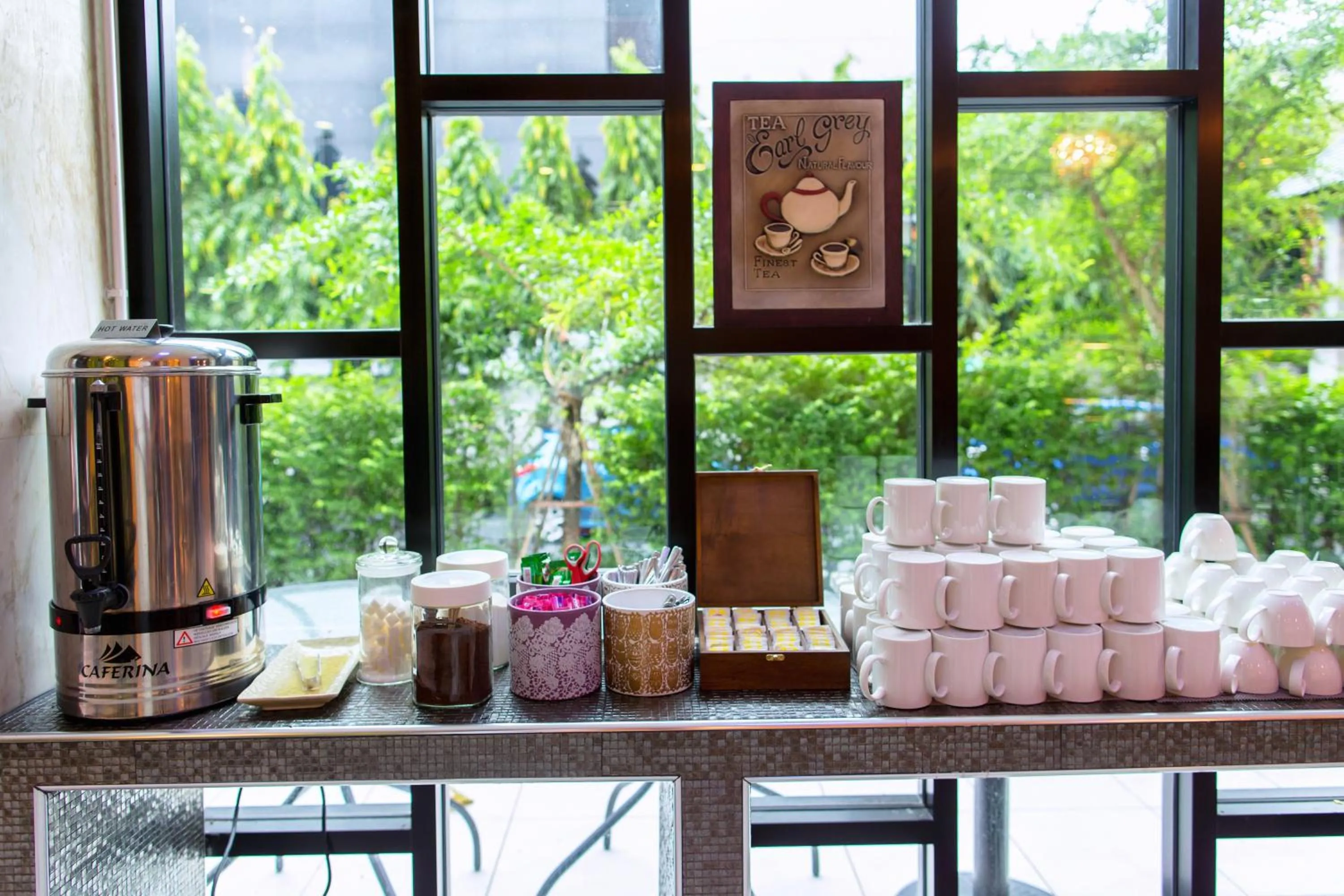 Restaurant/places to eat in SOHO Boutique Hotel