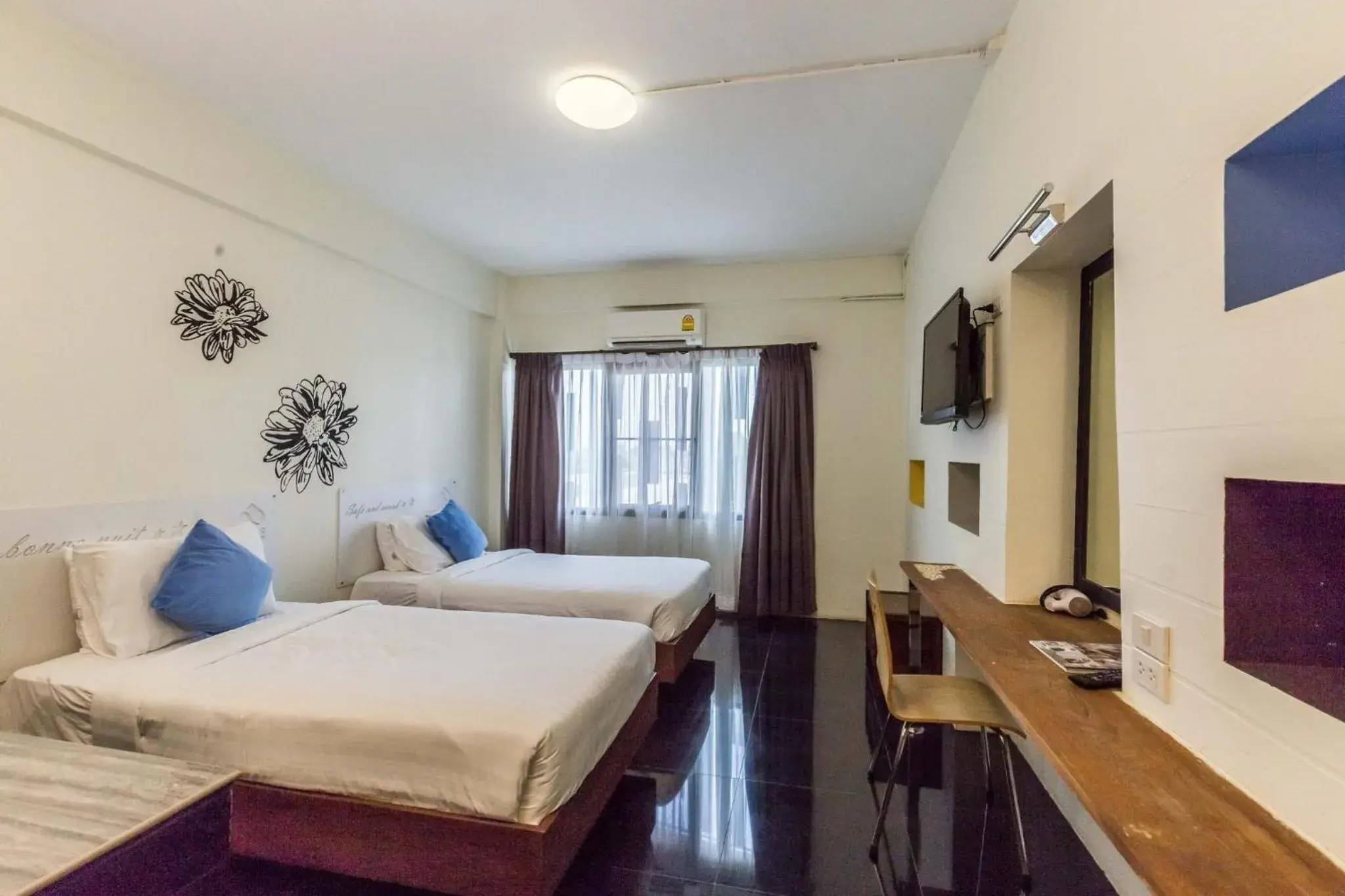 Standard Twin Room in SOHO Boutique Hotel Standard Twin Room in SOHO Boutique Hotel