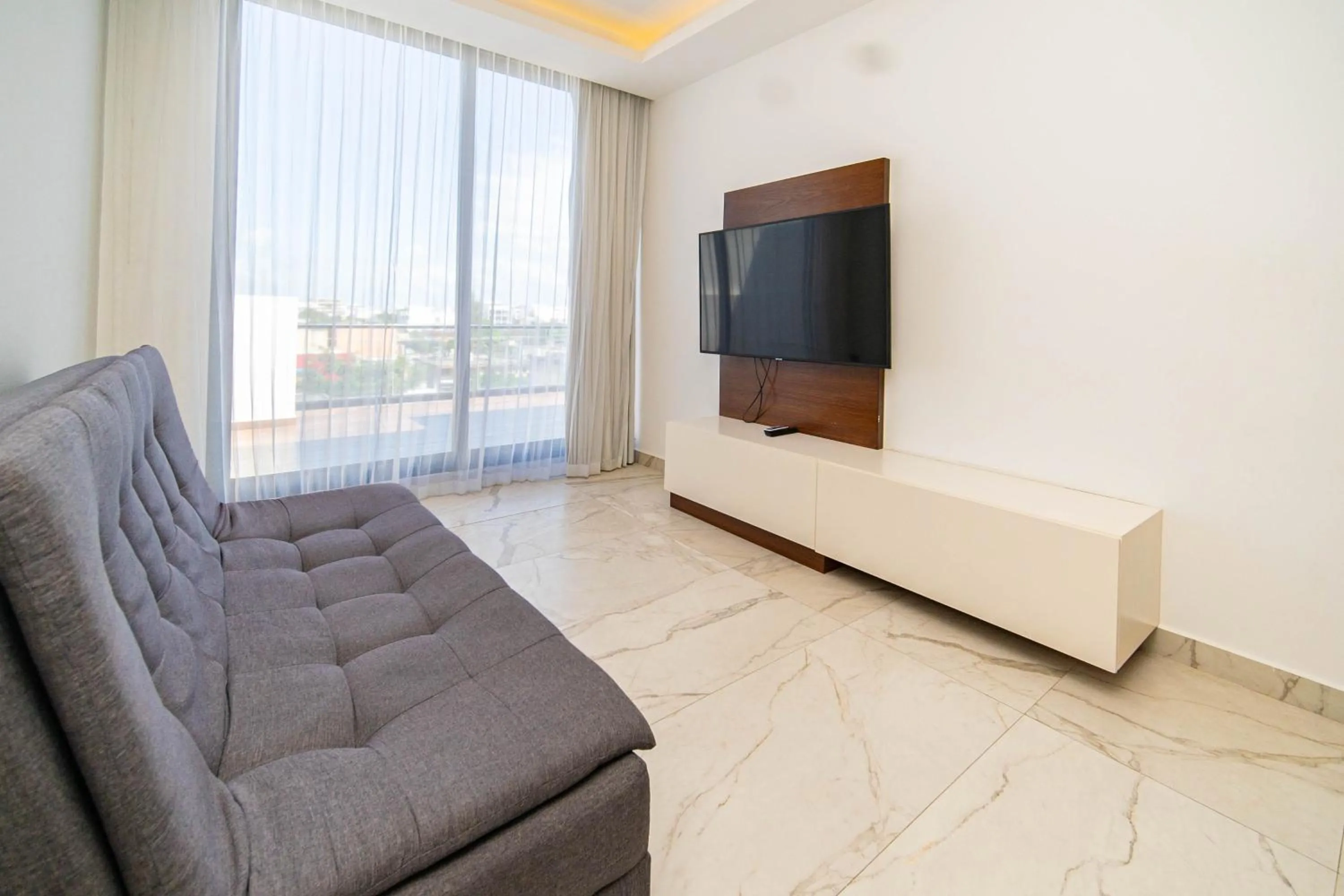 Living room in 501PH - Spacious apartment in the center, only 10 minutes walking distance to the beaches