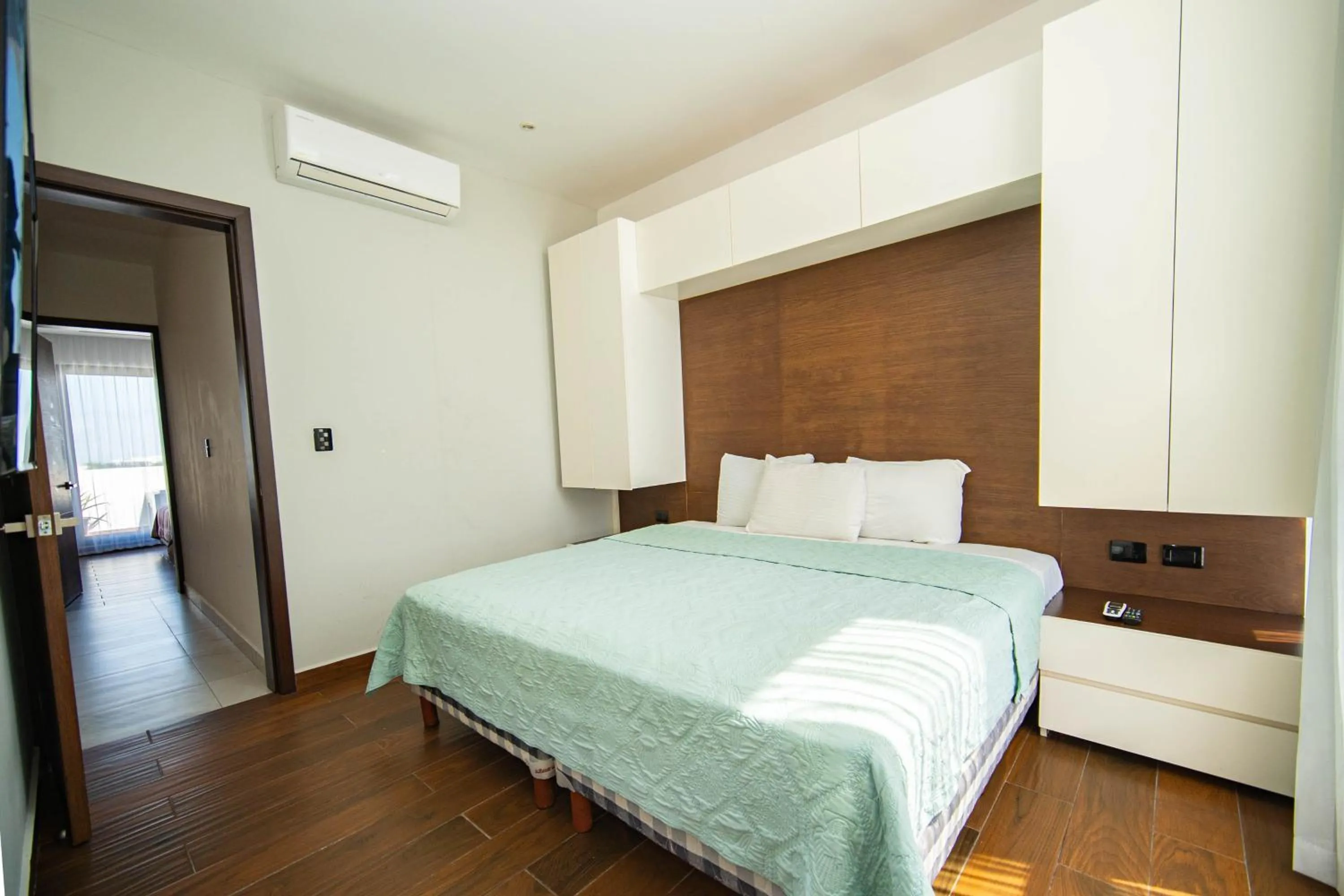 Bed in 501PH - Spacious apartment in the center, only 10 minutes walking distance to the beaches