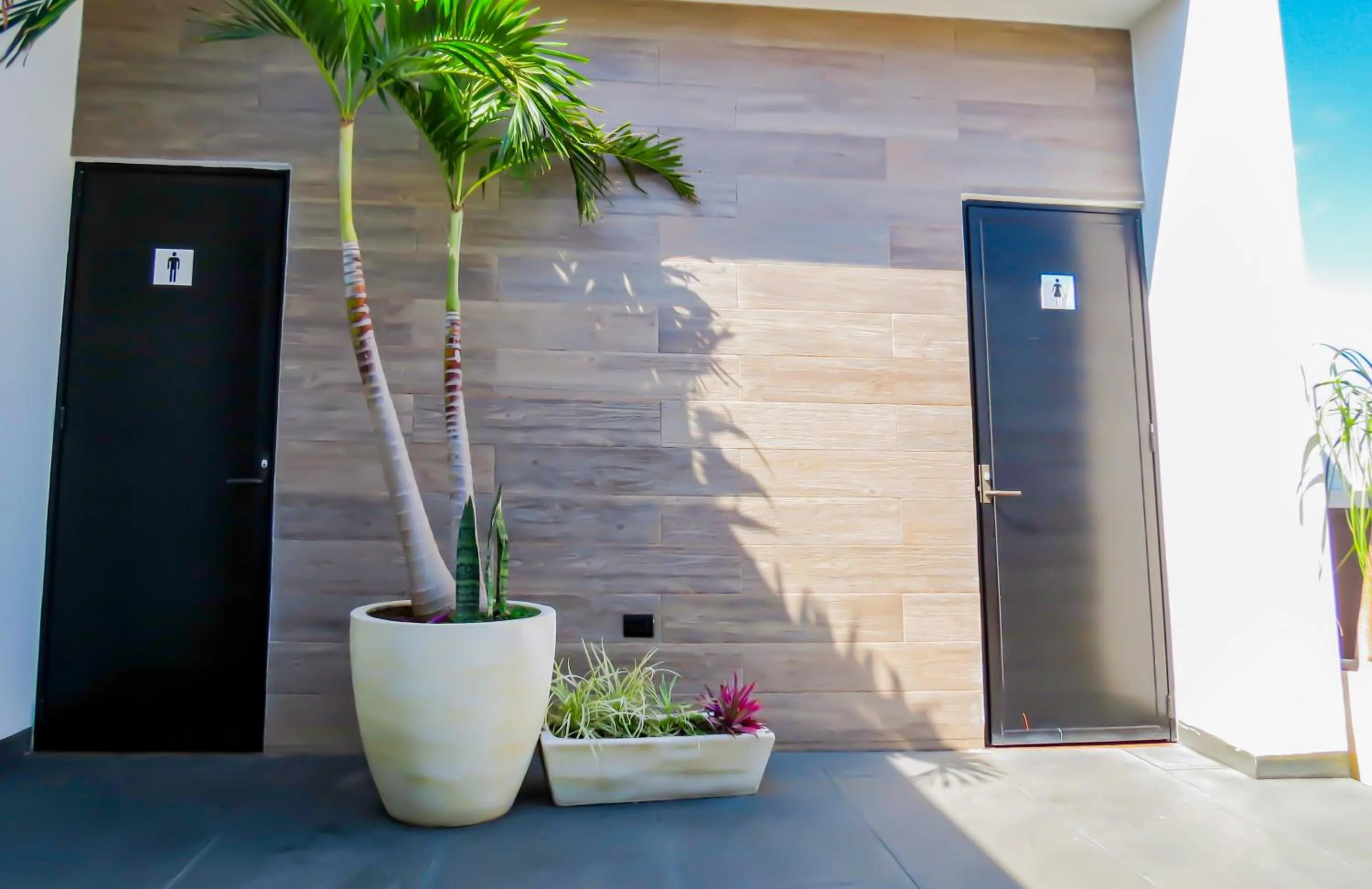Bathroom in 501PH - Spacious apartment in the center, only 10 minutes walking distance to the beaches