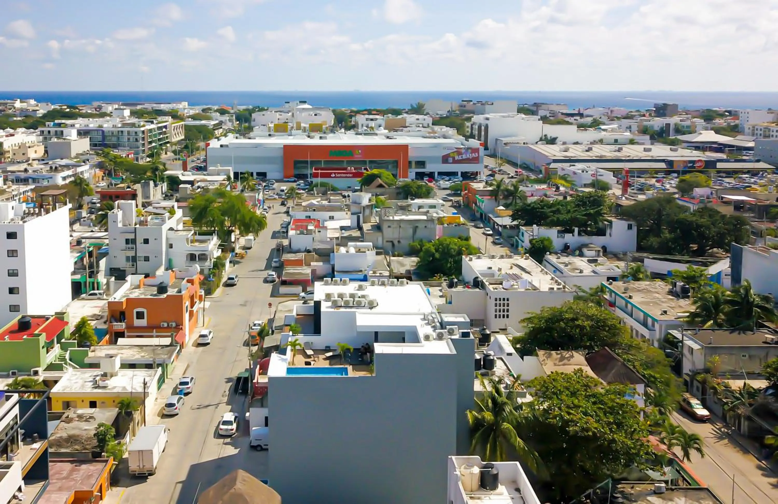 Bird's eye view in 501PH - Spacious apartment in the center, only 10 minutes walking distance to the beaches