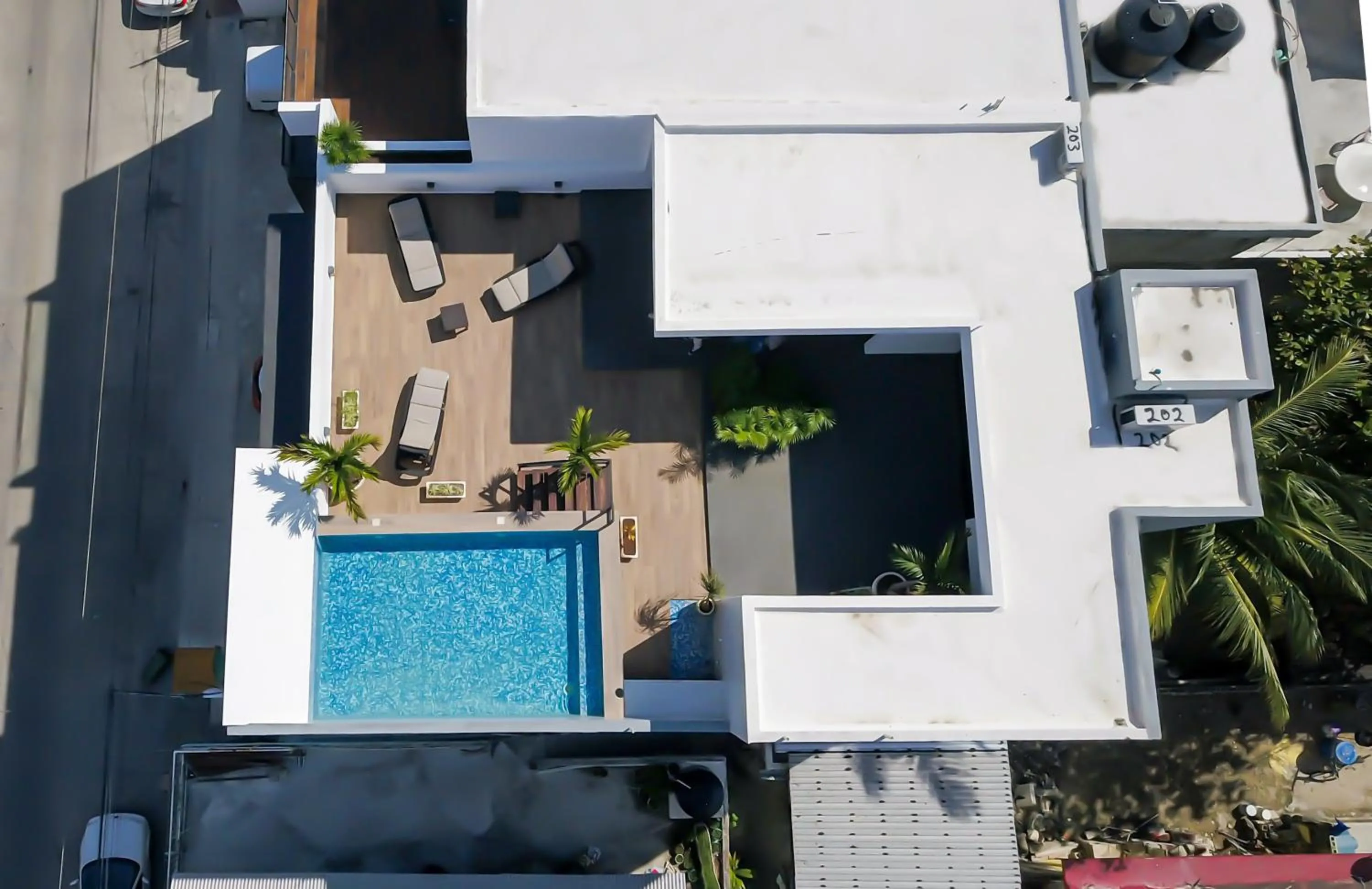 Property building in 501PH - Spacious apartment in the center, only 10 minutes walking distance to the beaches