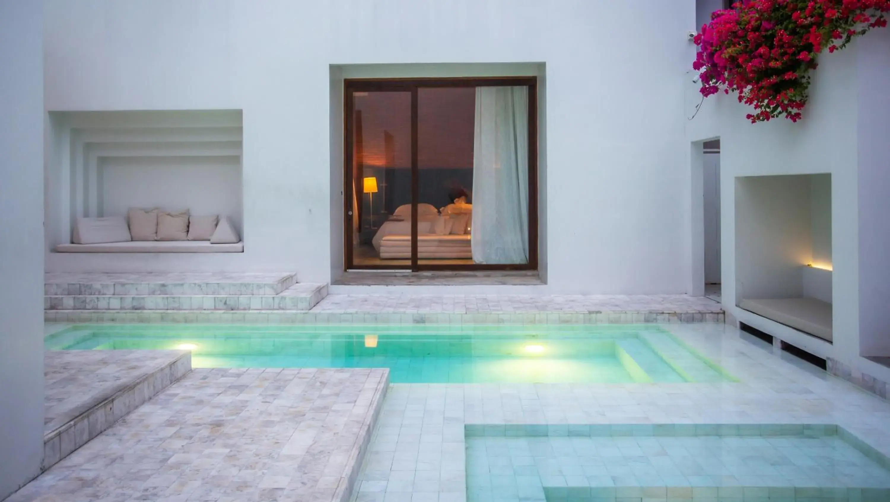 Swimming pool in Sala Ayutthaya Swimming pool in Sala Ayutthaya