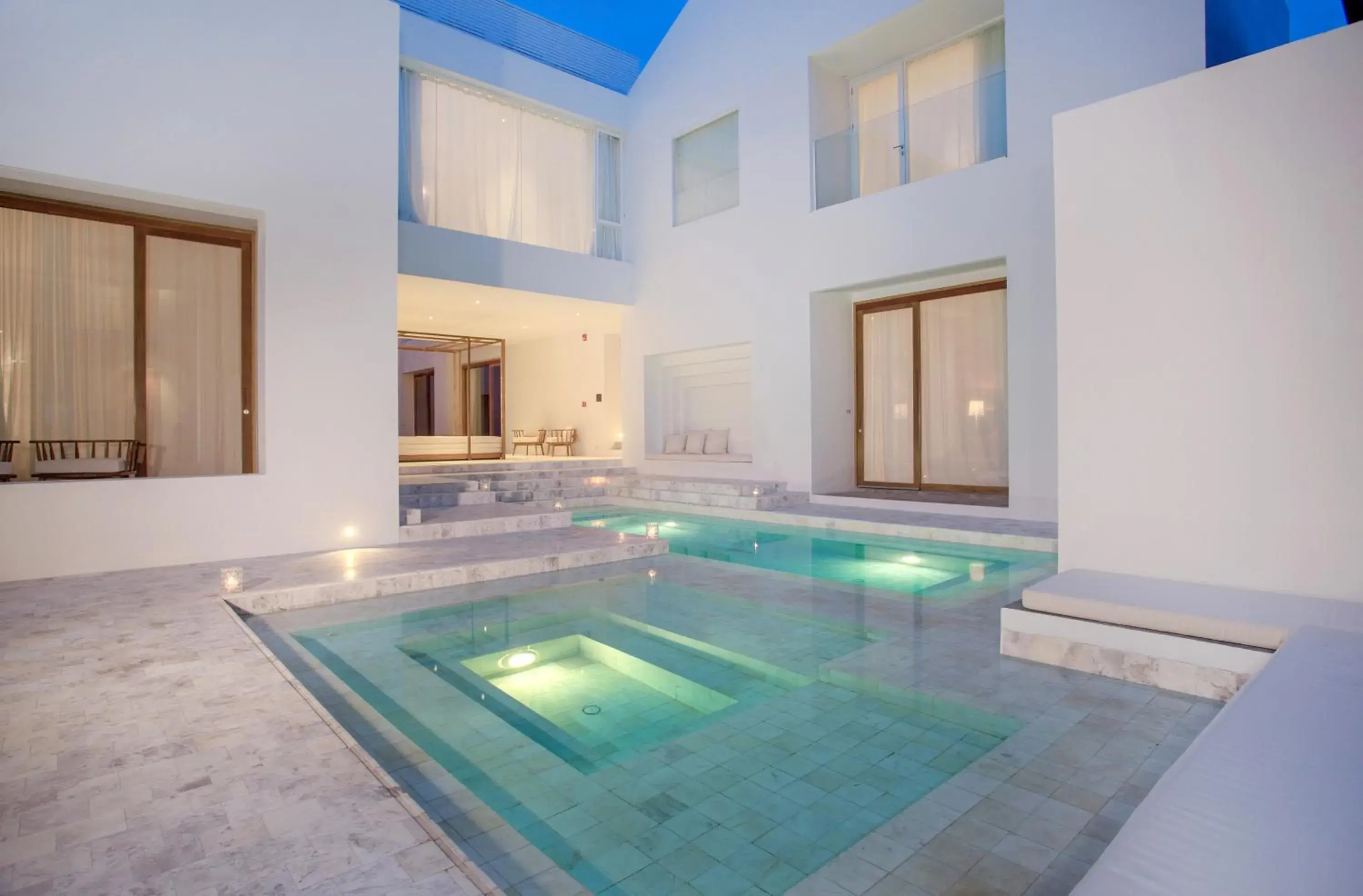 Facade/entrance in Sala Ayutthaya Facade/entrance in Sala Ayutthaya