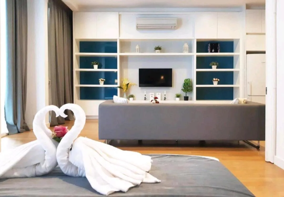 TV and multimedia, Bed in Platinum KLCC By YA Noor