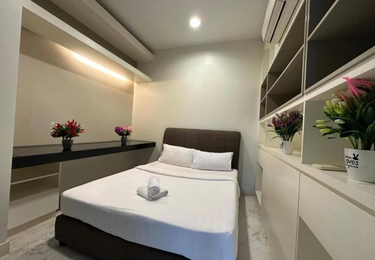 Bed in Platinum KLCC By YA Noor