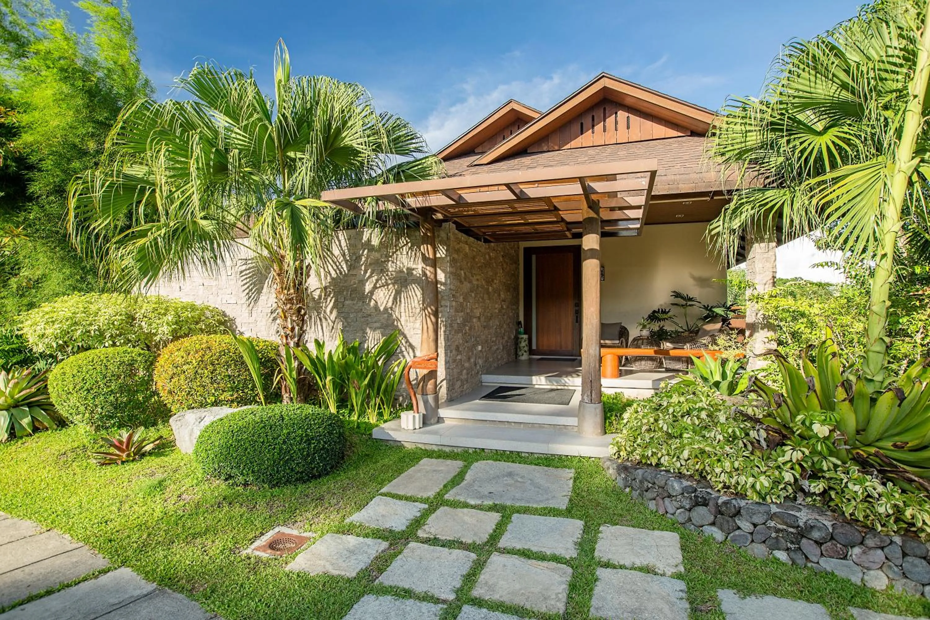 Garden view in El Jardin de Zaida