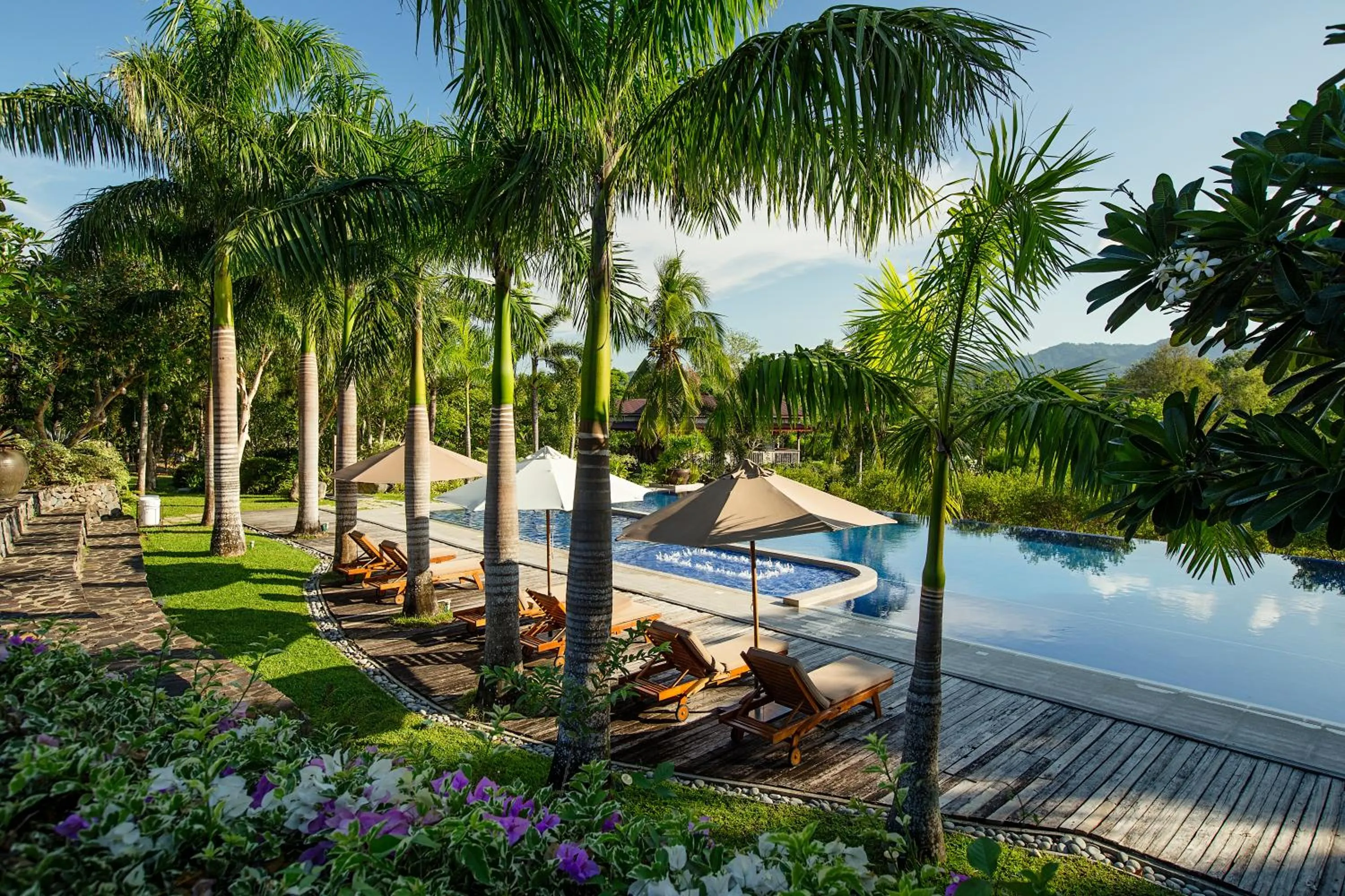 Swimming pool in El Jardin de Zaida