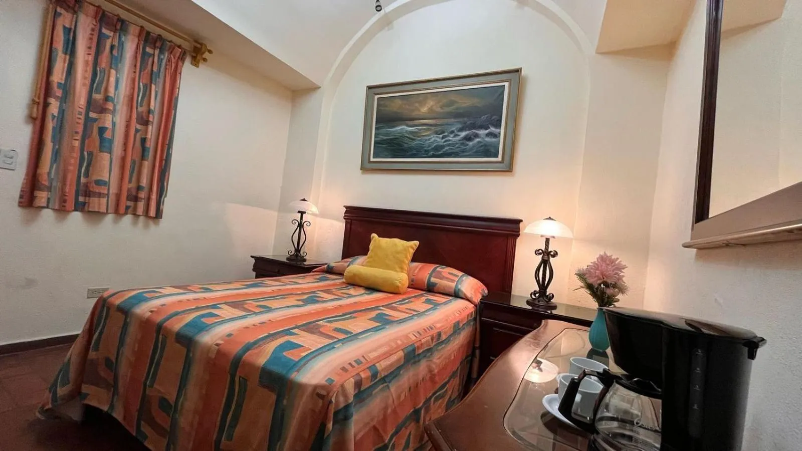 Decorative detail, Bed in Hotel Antigua Casa de Piedra