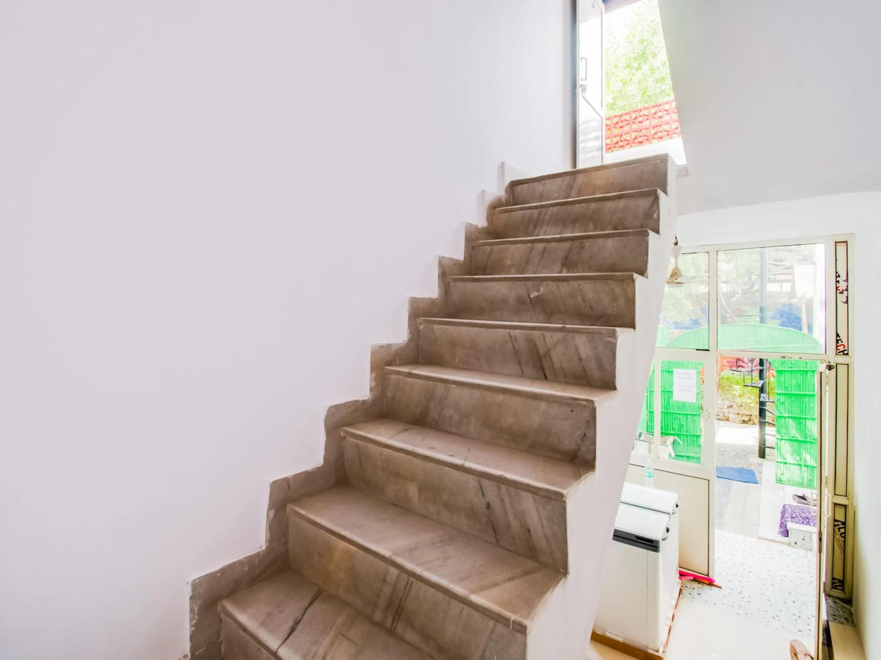 Lobby or reception in Hotel O The Grow Hotel Kanakpura Railway Station