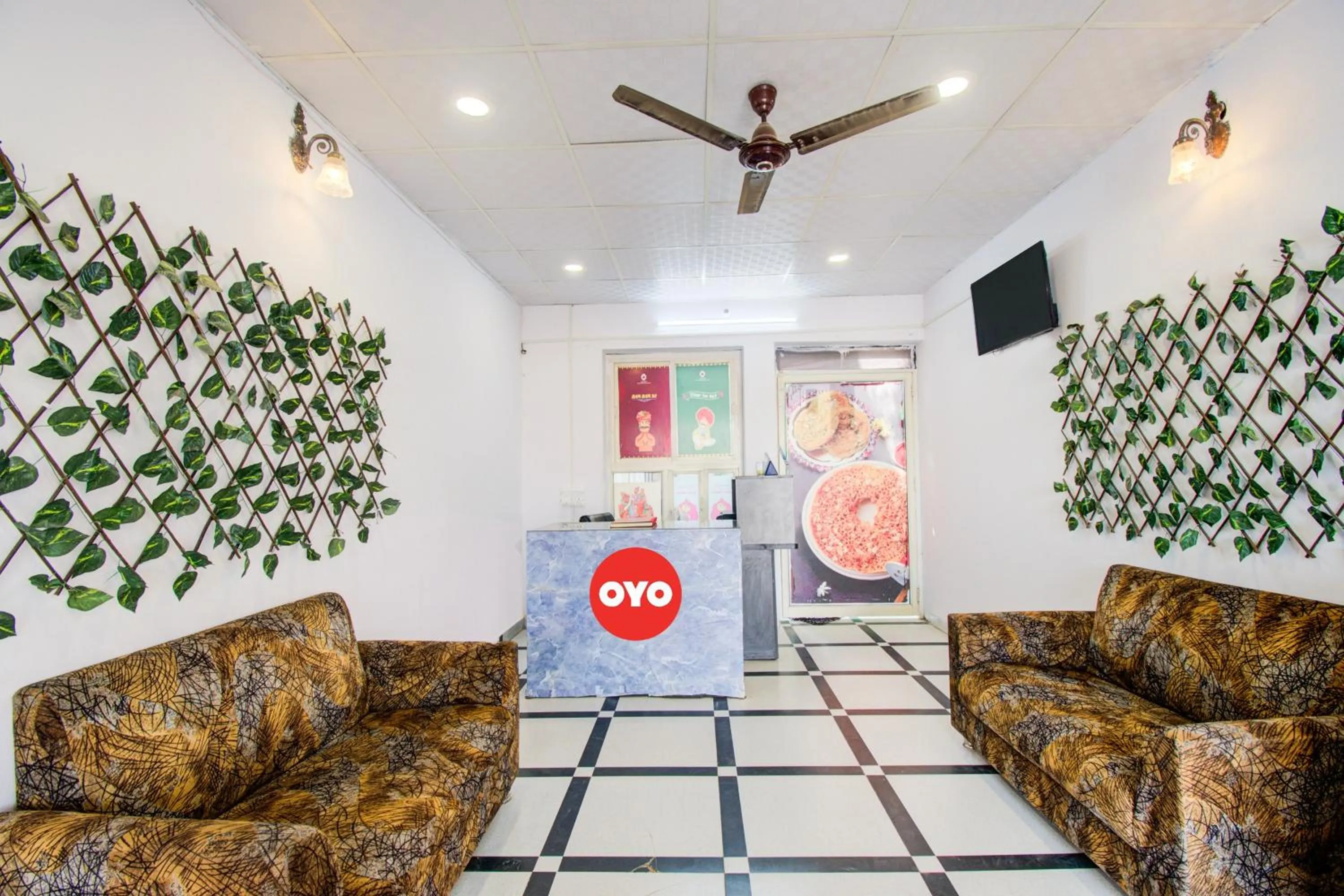 Lobby or reception in Hotel O The Grow Hotel Kanakpura Railway Station