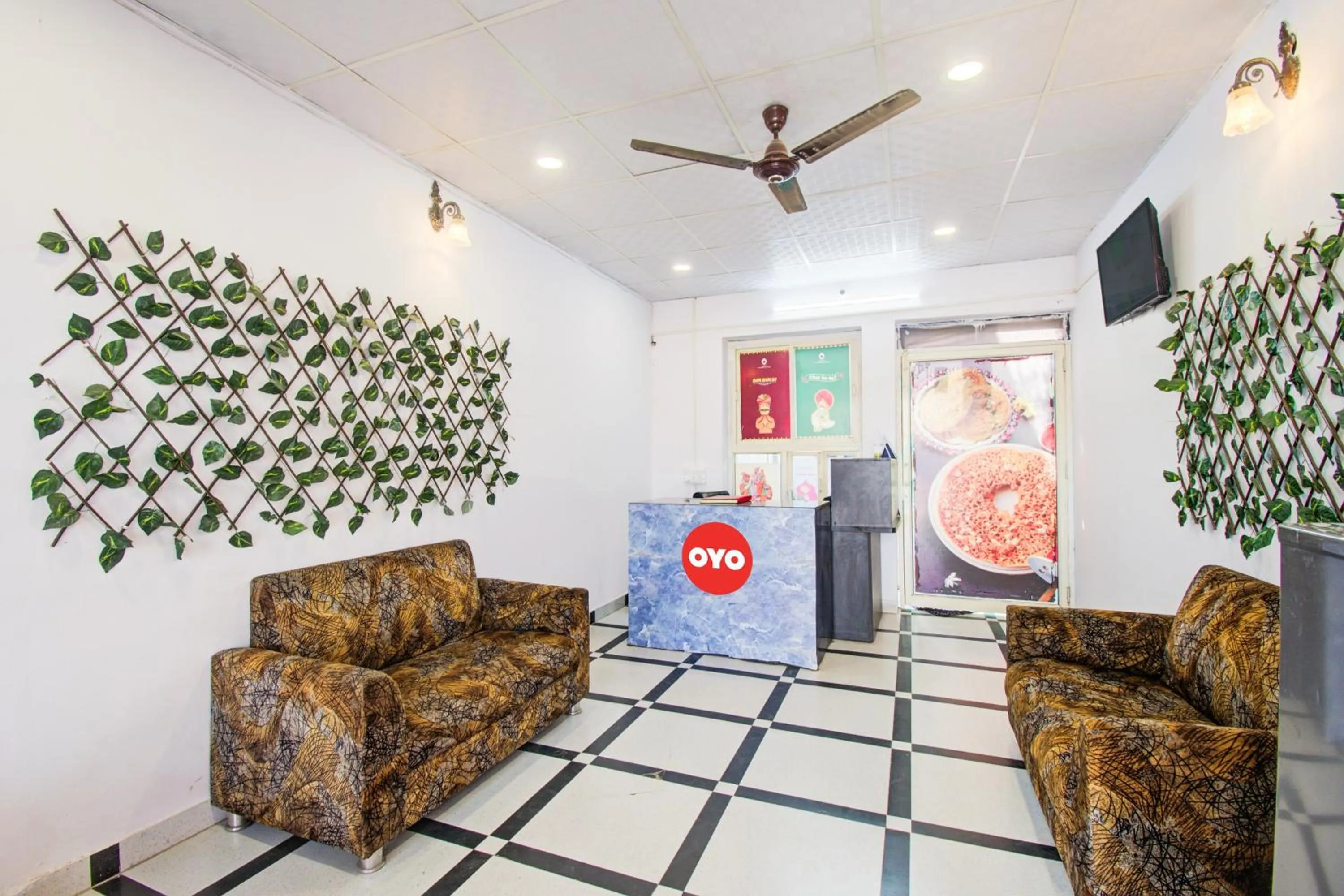 Lobby or reception in Hotel O The Grow Hotel Kanakpura Railway Station