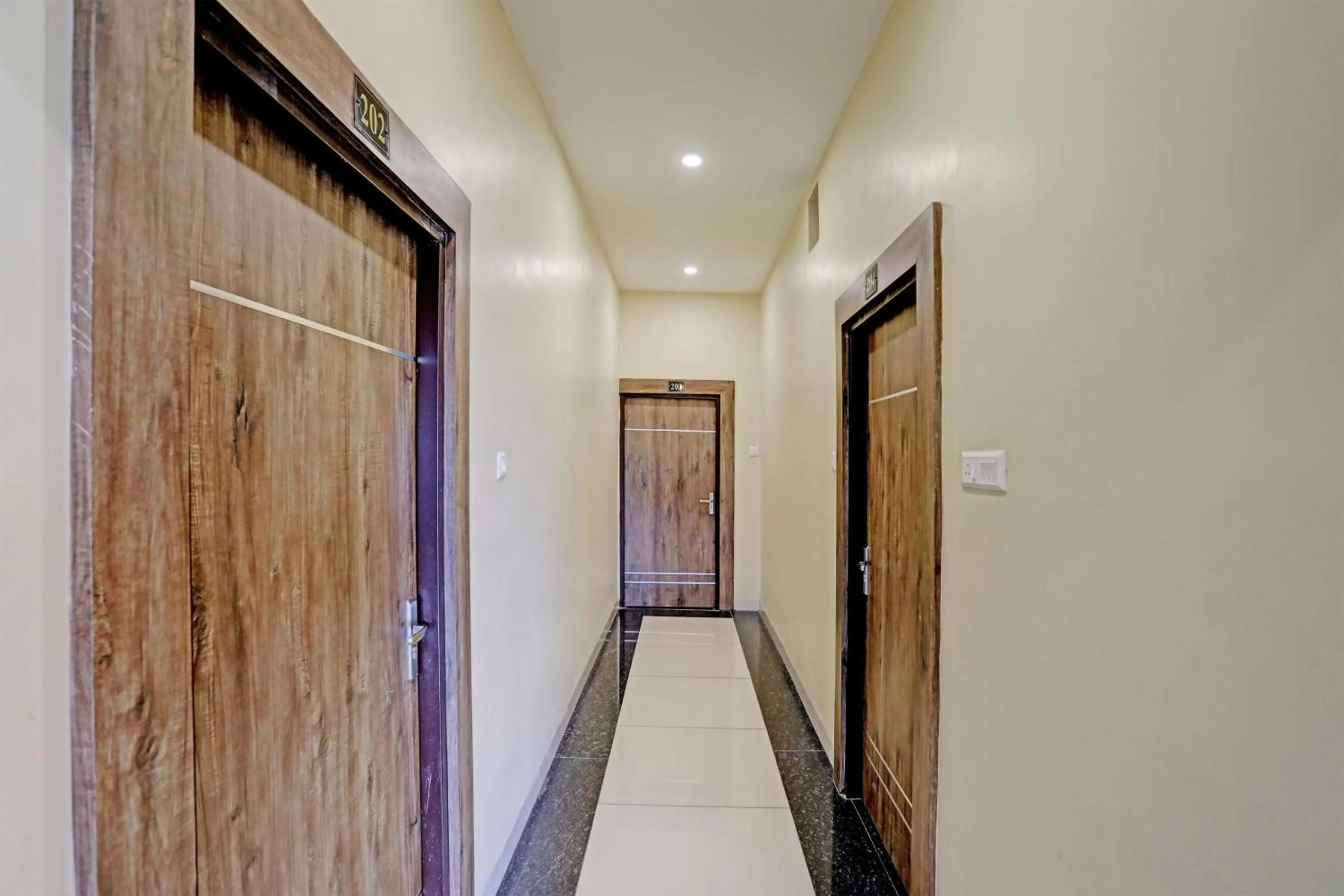 Lobby or reception in Hotel O Kubervatika