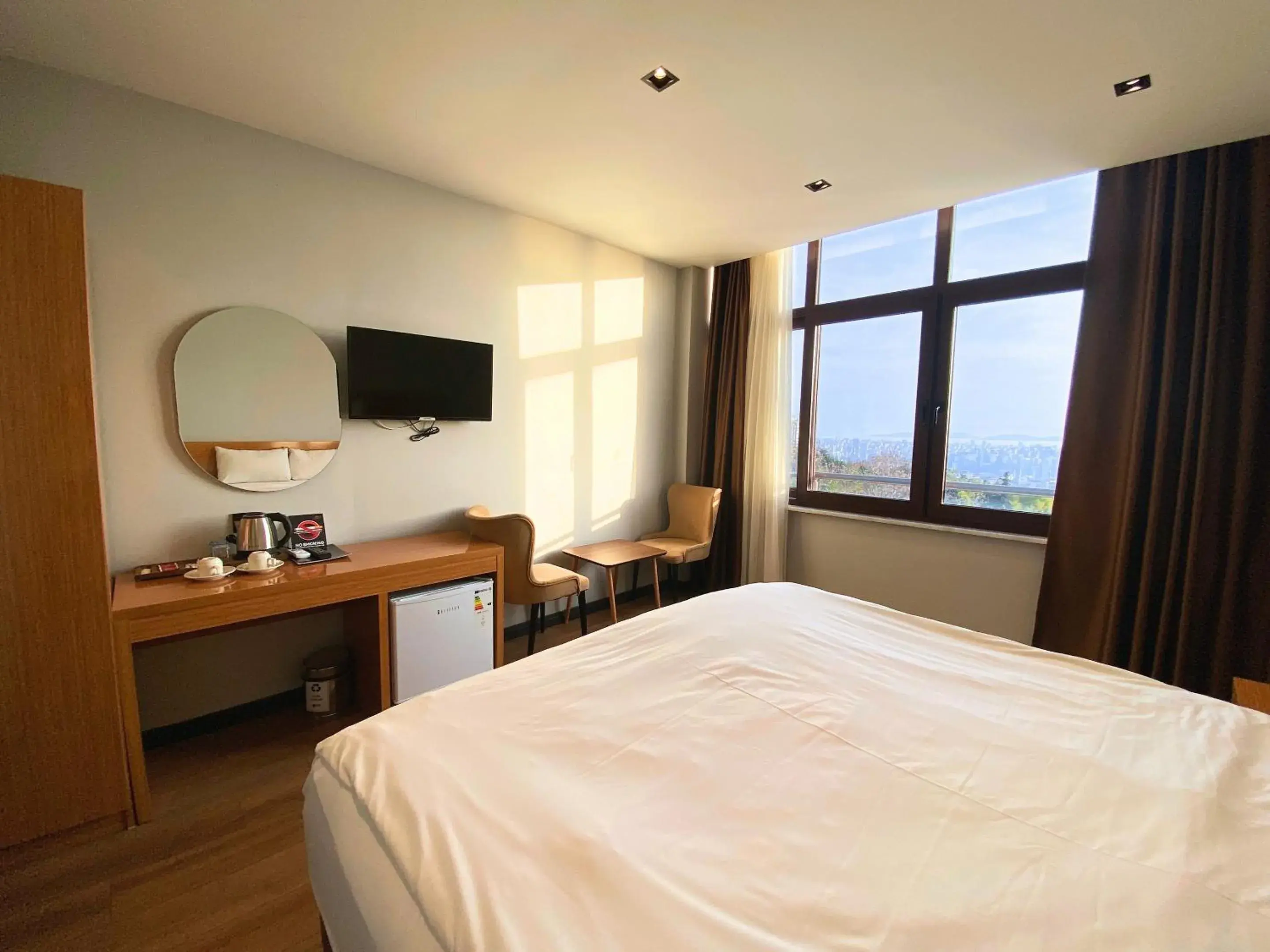 View (from property/room), Bed in Elite Marmara Bosphorus Çamlıca View (from property/room), Bed in Elite Marmara Bosphorus Çamlıca